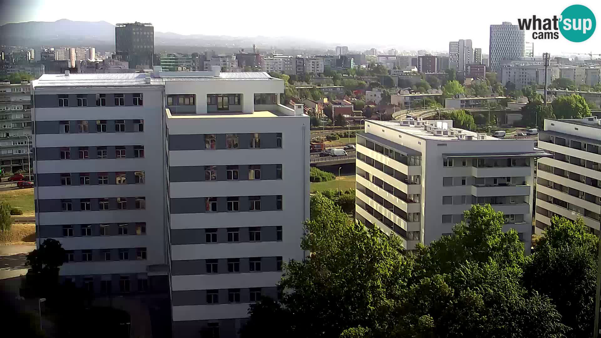 Live Interchange of Slavonska Avenue and Marin Držić Avenue in Zagreb webcam