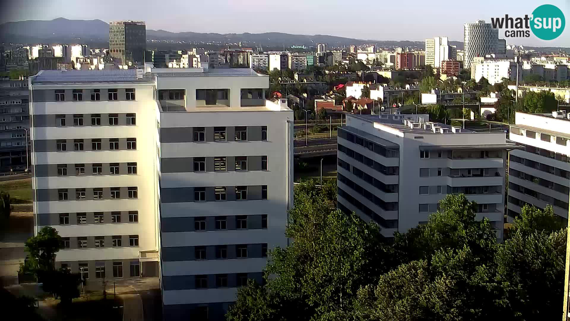 Live Interchange of Slavonska Avenue and Marin Držić Avenue in Zagreb webcam