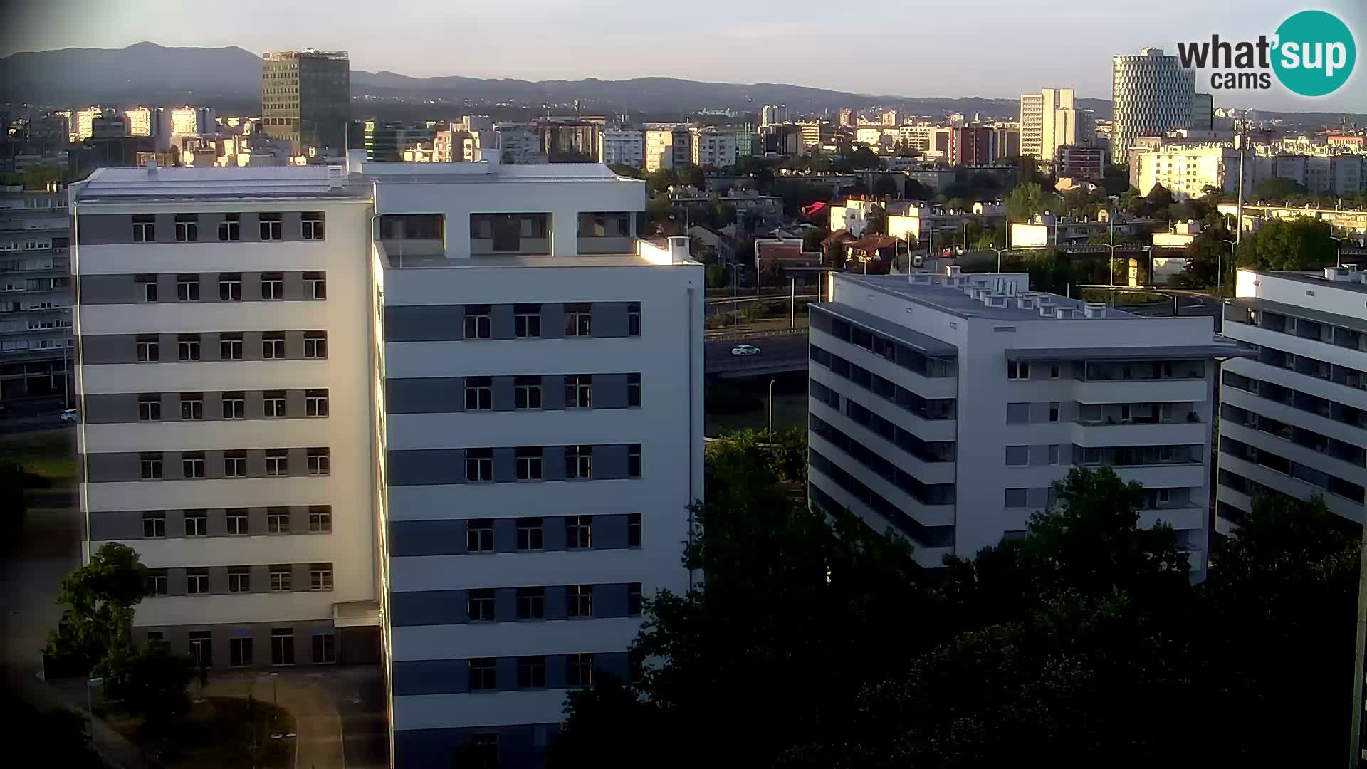 Rotatoria e incrocio viale Slavonska e Marin Držić  – webcam di Zagabria