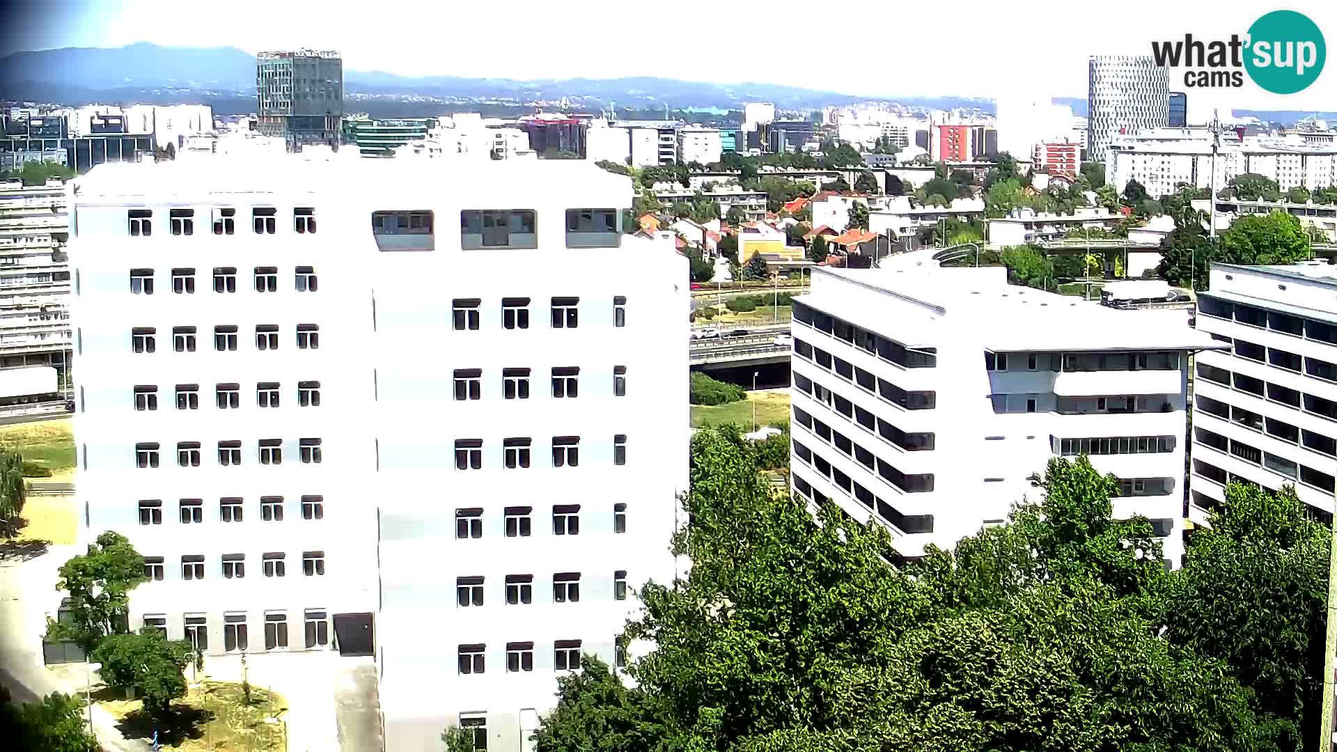 Krožišče Slavonske in Marin Držićeve ulice v Zagrebu v živo