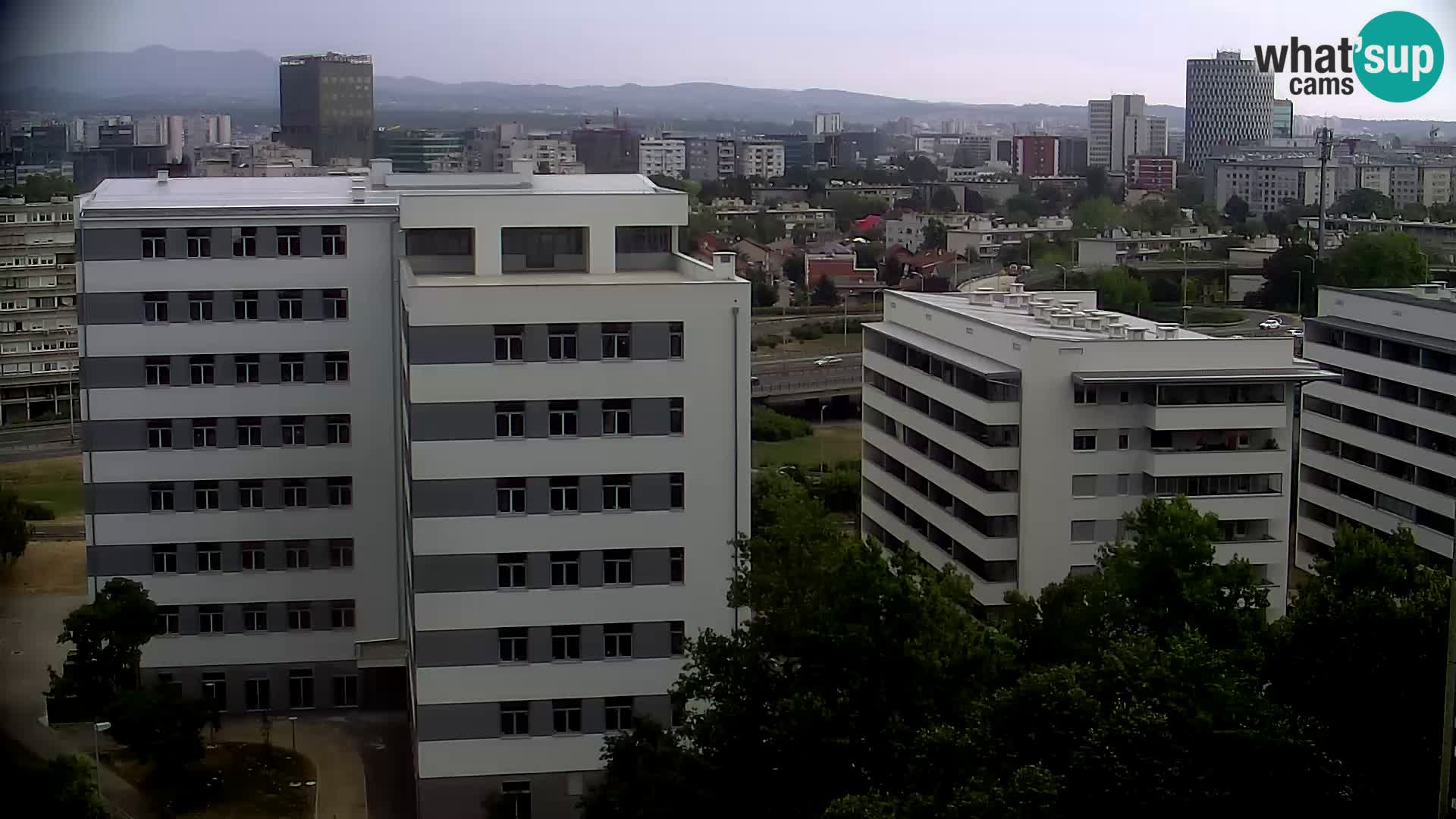 Krožišče Slavonske in Marin Držićeve ulice v Zagrebu v živo