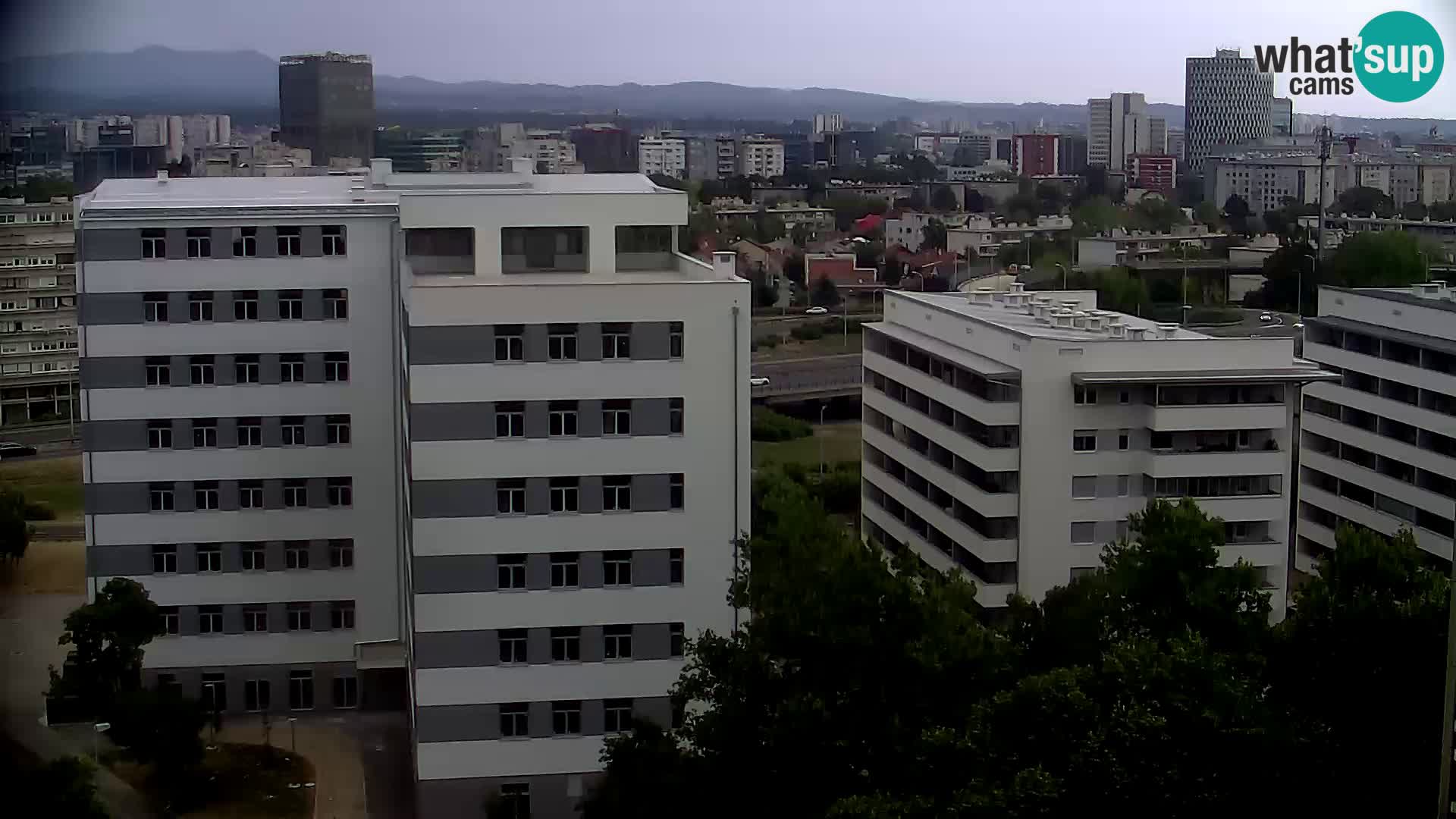 Rond-point en direct traversant les avenues Slavonska et Marin Držić à Zagreb webcam