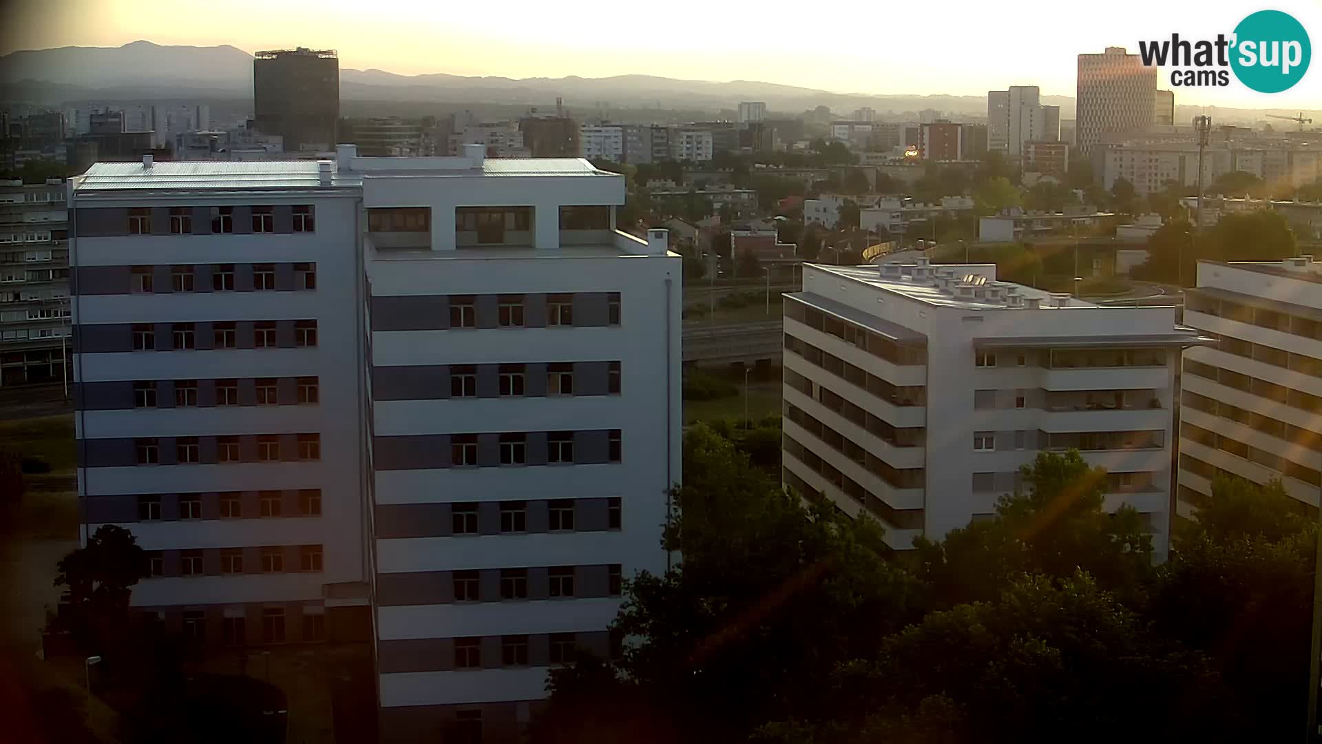 Live Interchange of Slavonska Avenue and Marin Držić Avenue in Zagreb webcam