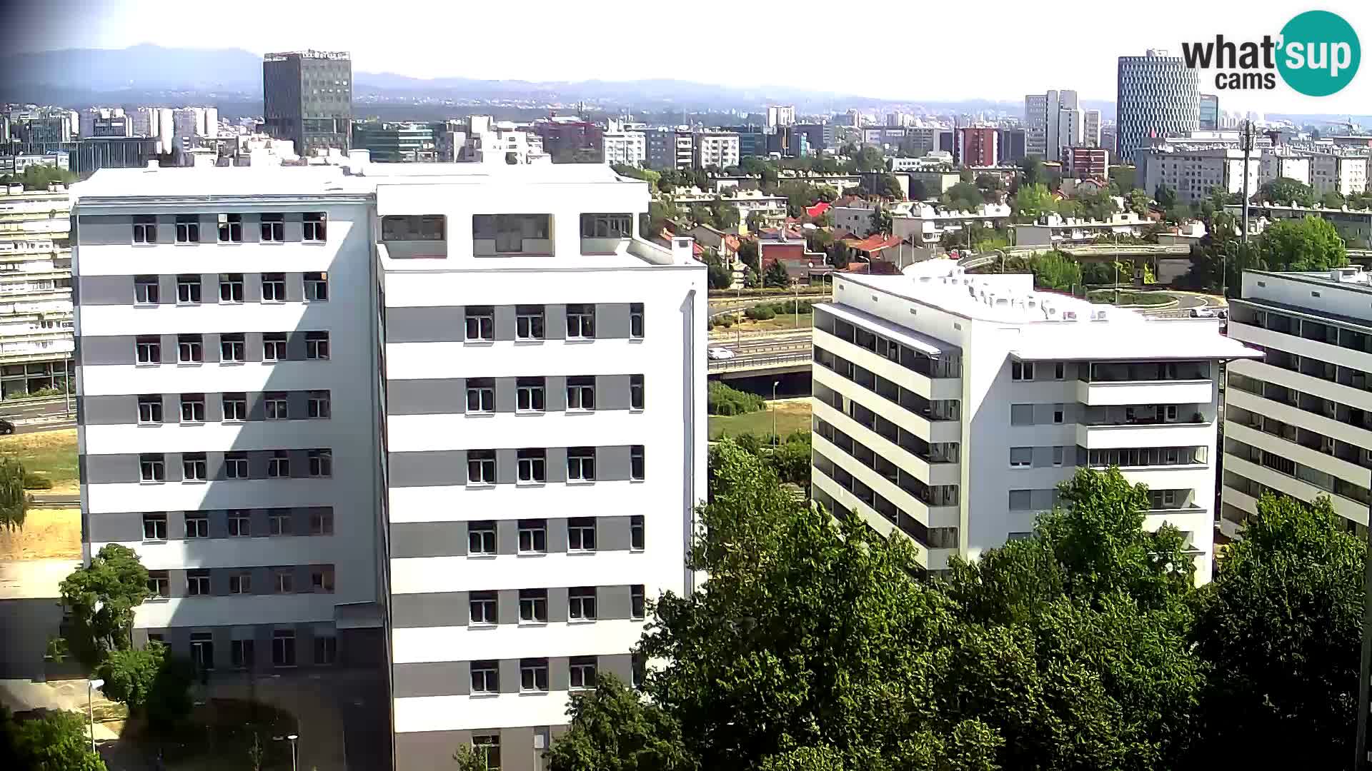 Live Interchange of Slavonska Avenue and Marin Držić Avenue in Zagreb webcam