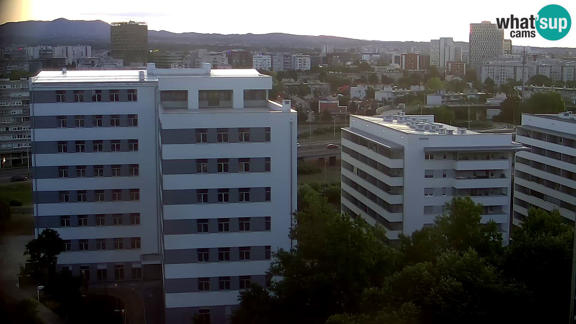 Live Interchange of Slavonska Avenue and Marin Držić Avenue in Zagreb webcam