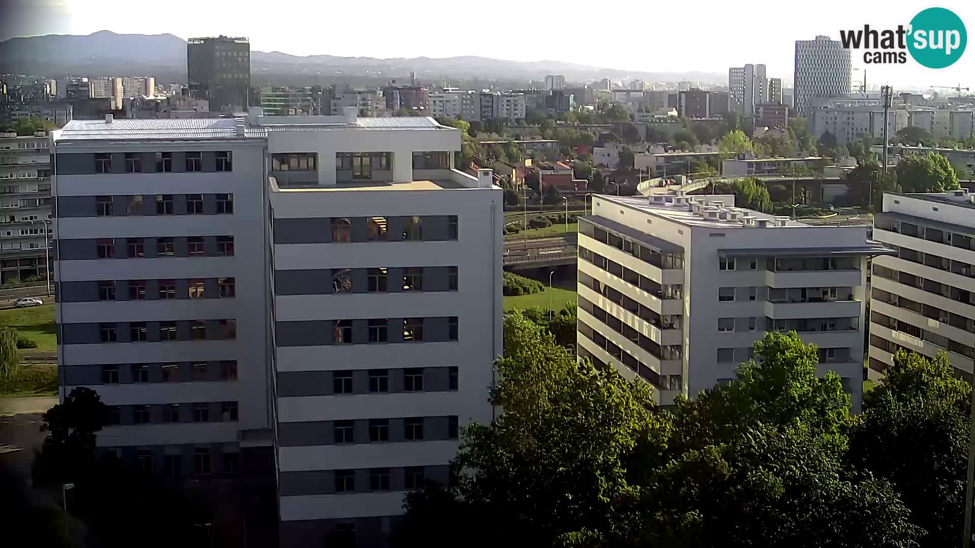 Live Interchange of Slavonska Avenue and Marin Držić Avenue in Zagreb webcam