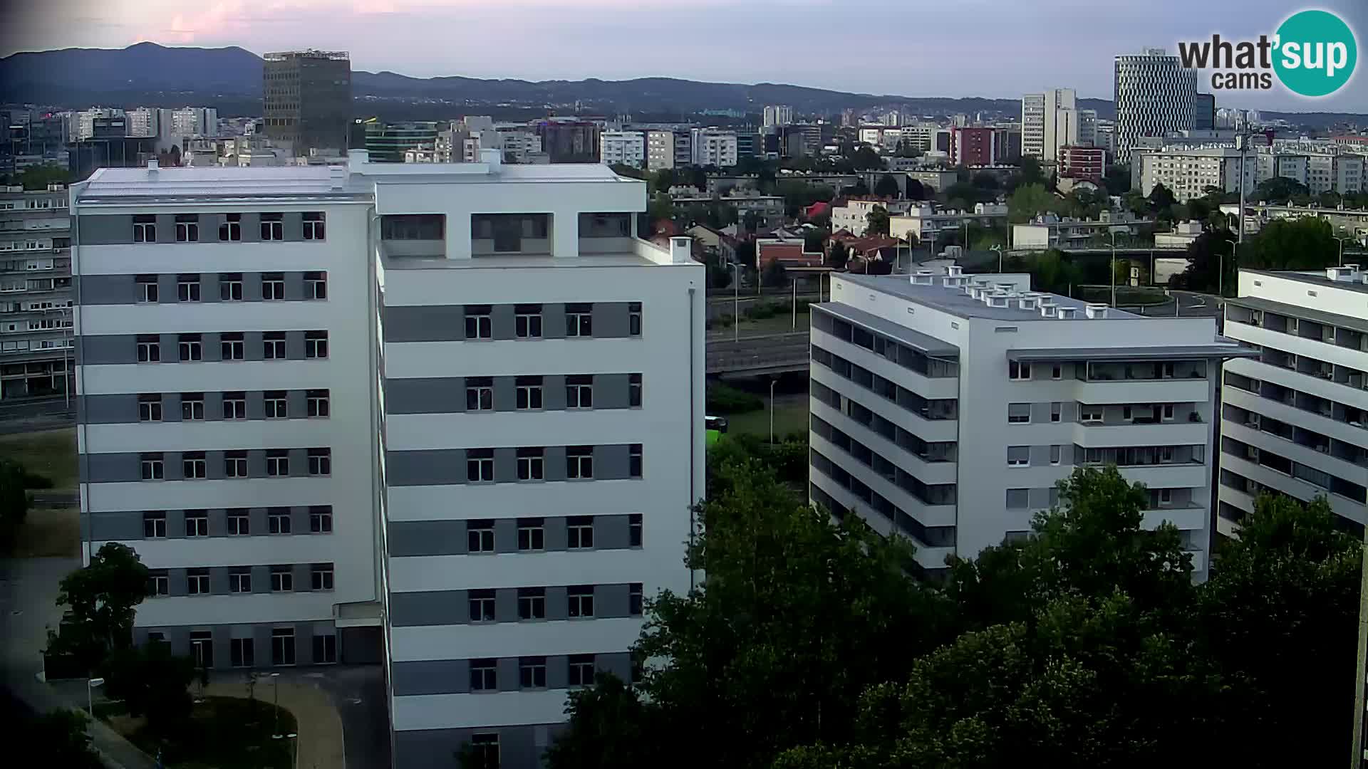 Live Interchange of Slavonska Avenue and Marin Držić Avenue in Zagreb webcam