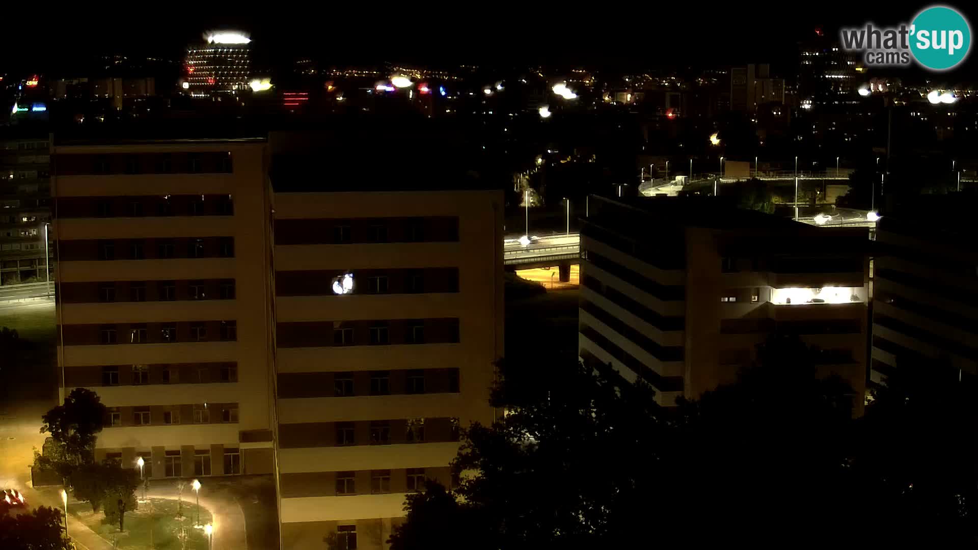 Krožišče Slavonske in Marin Držićeve ulice v Zagrebu v živo