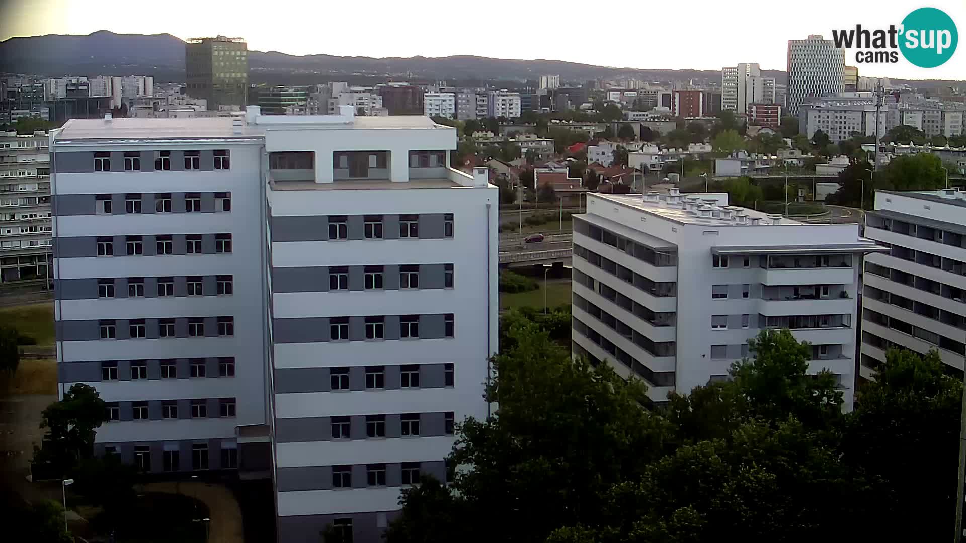 Rotatoria e incrocio viale Slavonska e Marin Držić  – webcam di Zagabria
