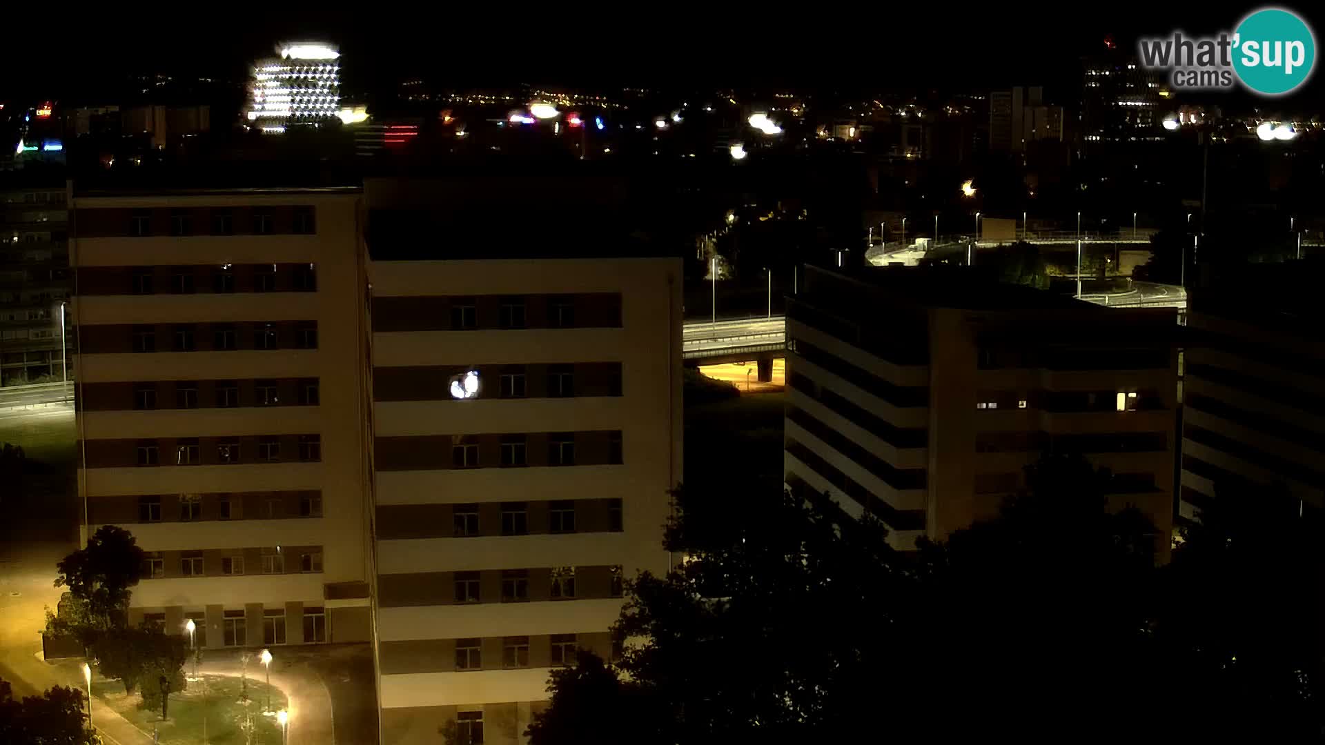 Krožišče Slavonske in Marin Držićeve ulice v Zagrebu v živo