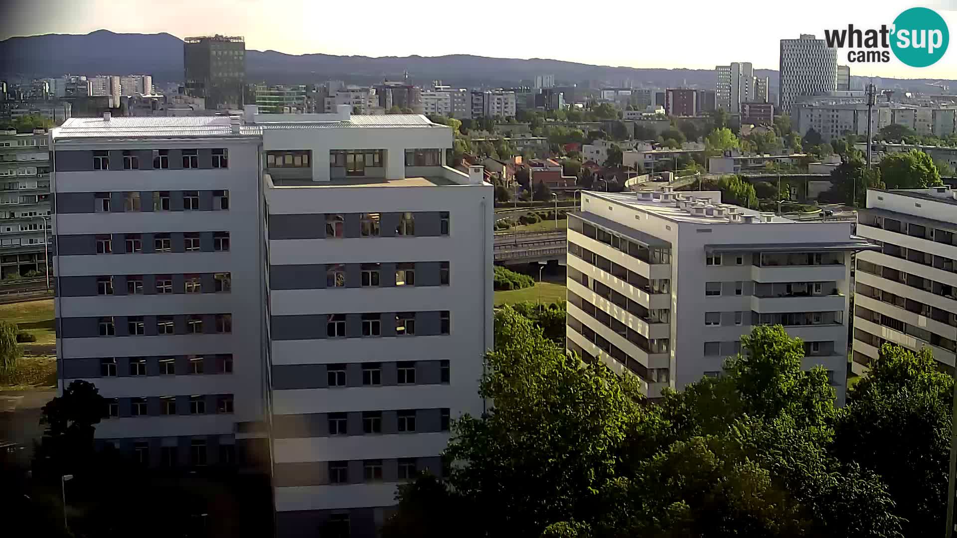 Live Interchange of Slavonska Avenue and Marin Držić Avenue in Zagreb webcam
