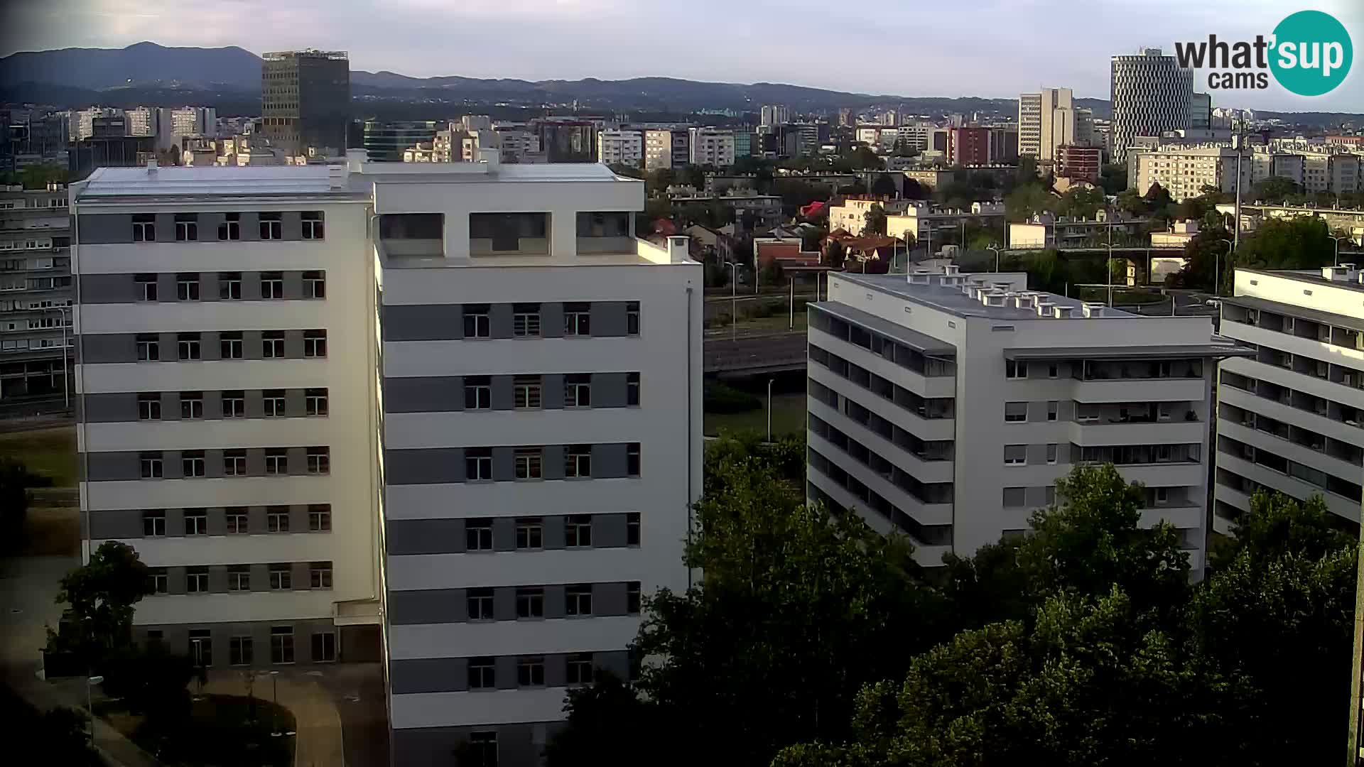 Rotatoria e incrocio viale Slavonska e Marin Držić  – webcam di Zagabria