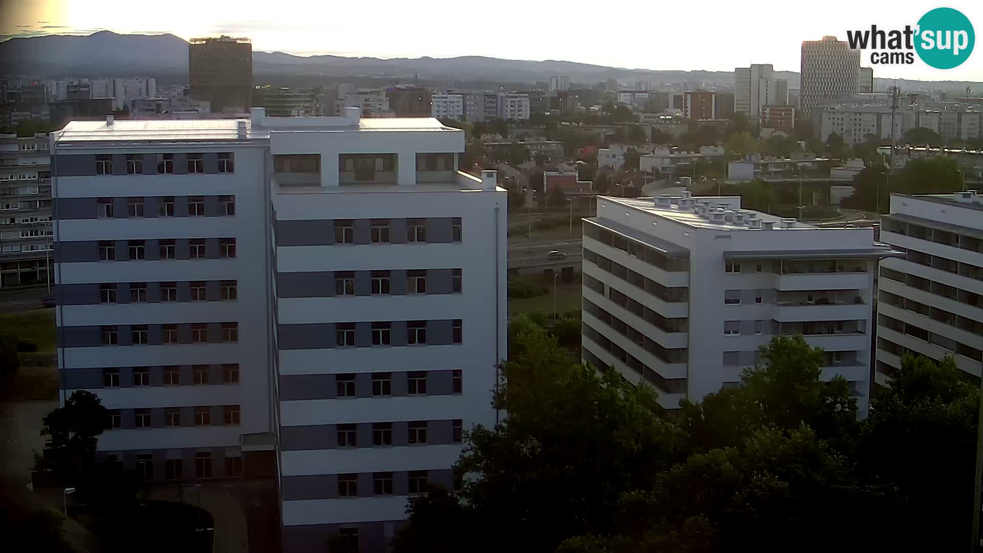 Live Interchange of Slavonska Avenue and Marin Držić Avenue in Zagreb webcam