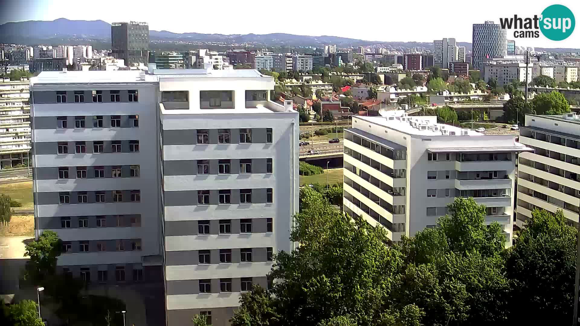 Krožišče Slavonske in Marin Držićeve ulice v Zagrebu v živo