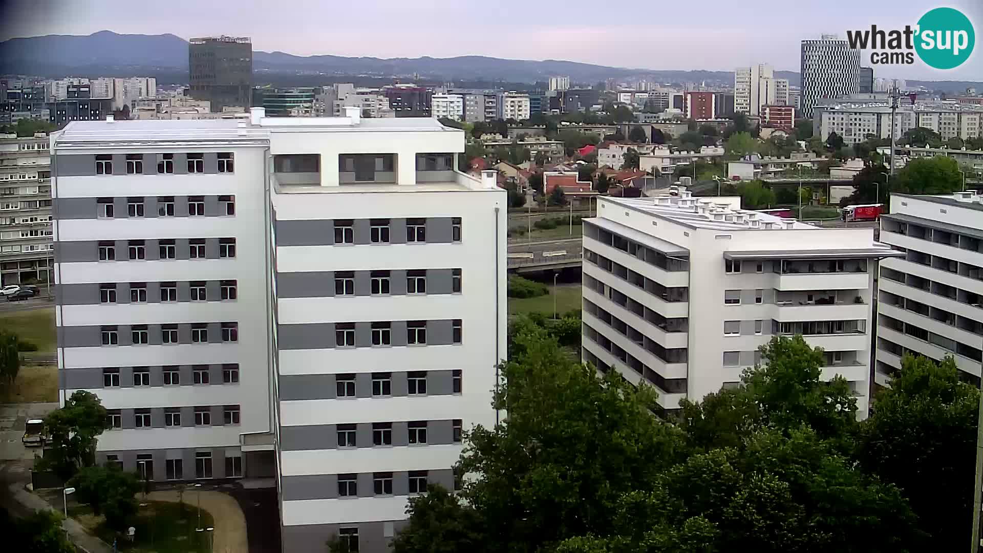 Rotatoria e incrocio viale Slavonska e Marin Držić  – webcam di Zagabria