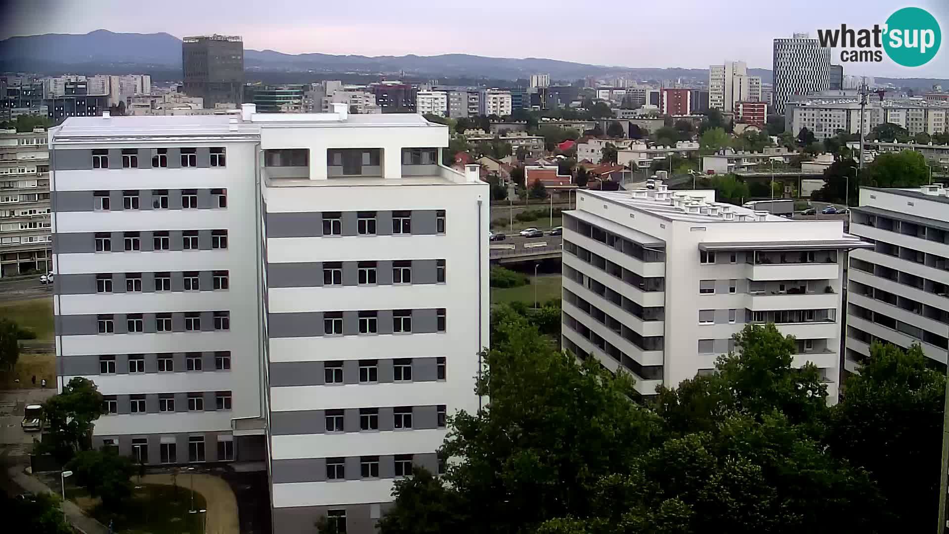 Krožišče Slavonske in Marin Držićeve ulice v Zagrebu v živo