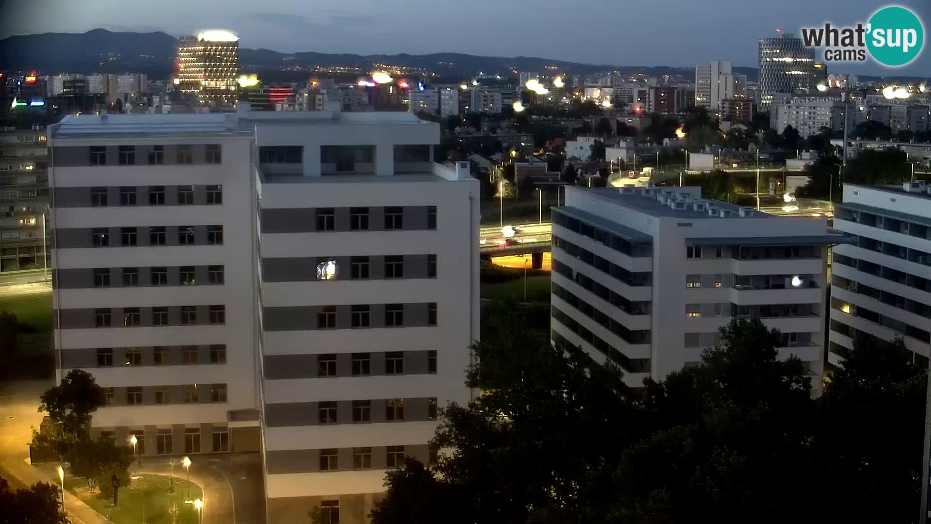 Live Interchange of Slavonska Avenue and Marin Držić Avenue in Zagreb webcam