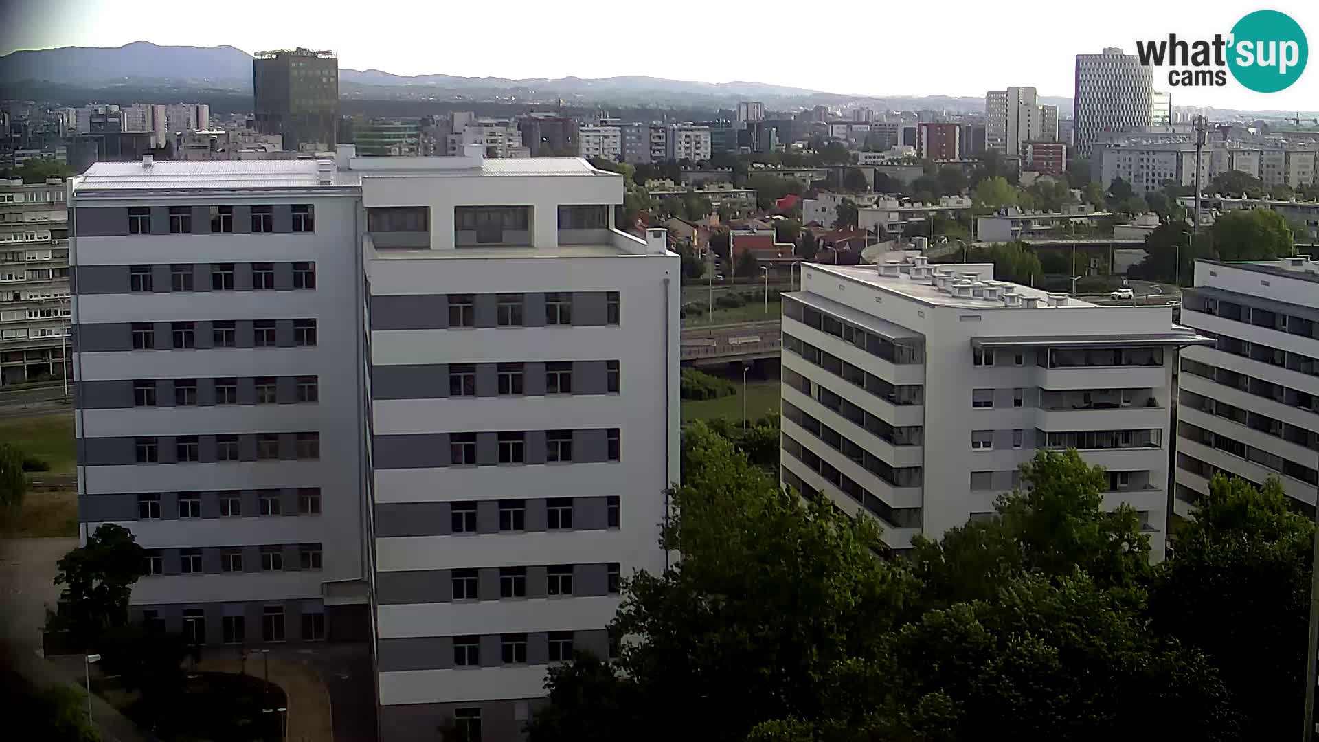 Live Interchange of Slavonska Avenue and Marin Držić Avenue in Zagreb webcam