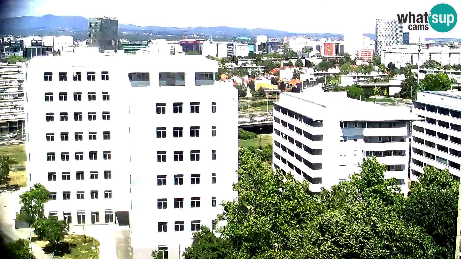 Rotatoria e incrocio viale Slavonska e Marin Držić  – webcam di Zagabria