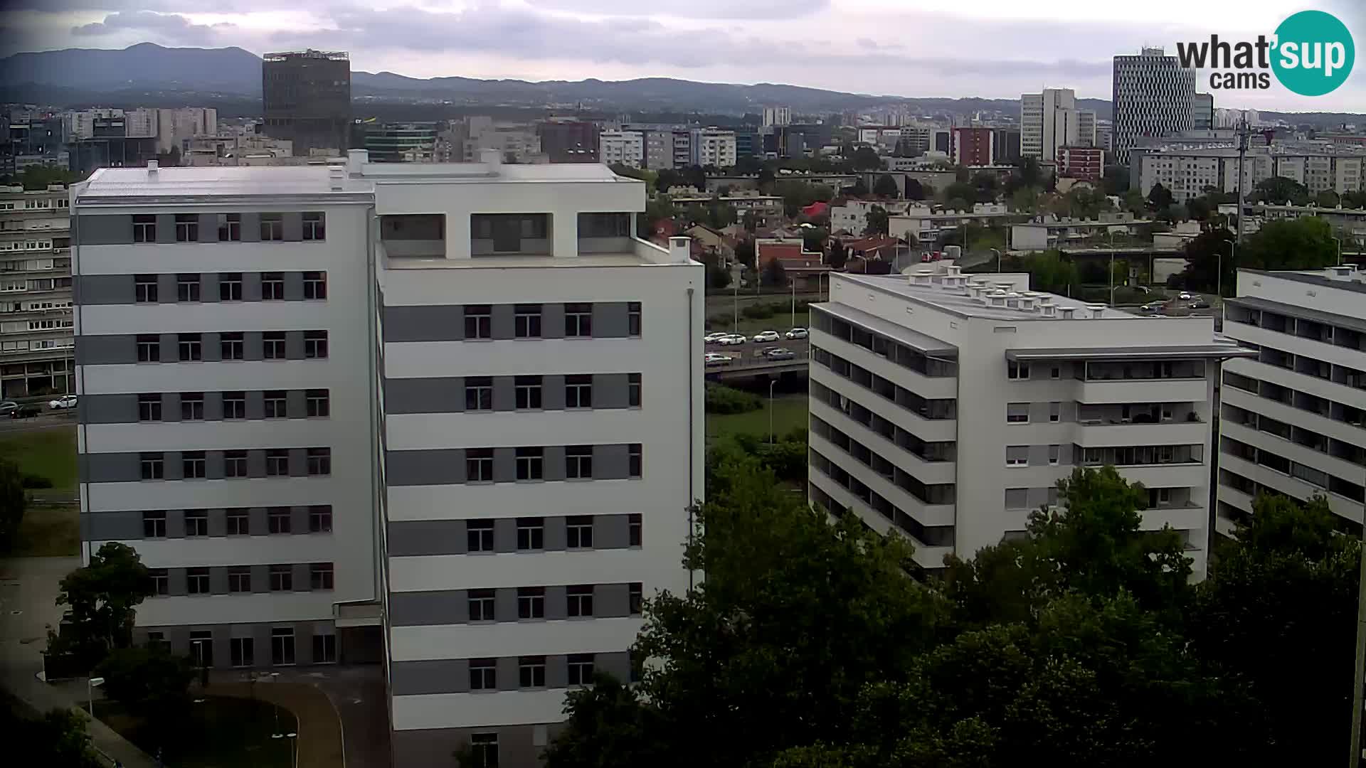 Krožišče Slavonske in Marin Držićeve ulice v Zagrebu v živo