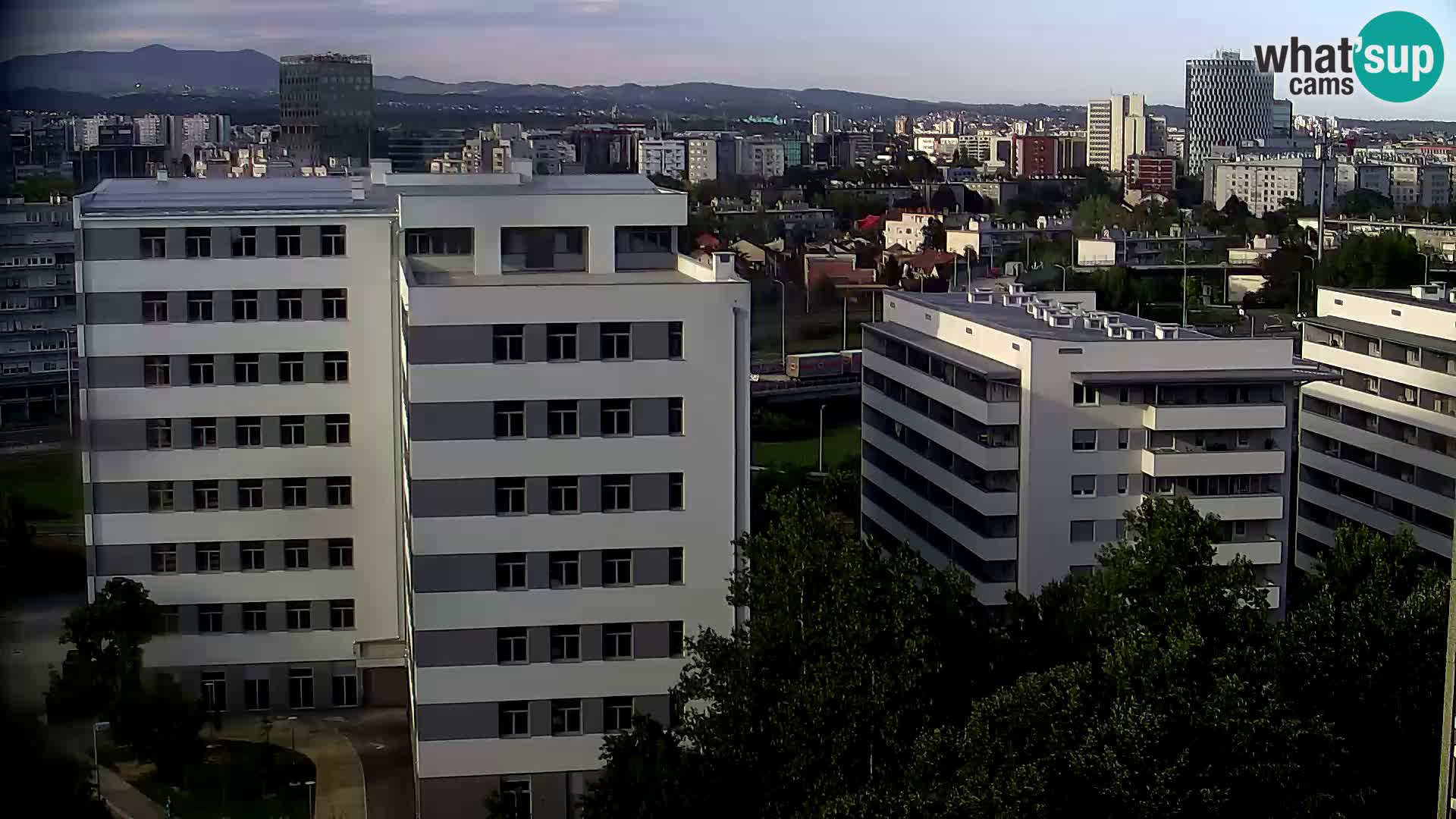 Rotatoria e incrocio viale Slavonska e Marin Držić  – webcam di Zagabria