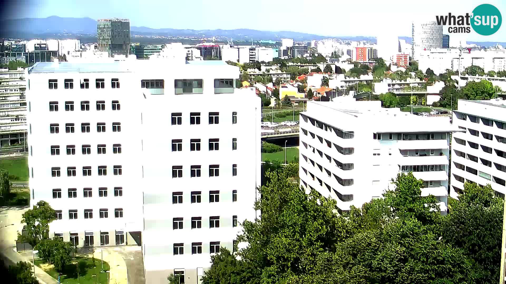 Web kamera Petlja Slavonska – Držićeva  – Zagreb Live