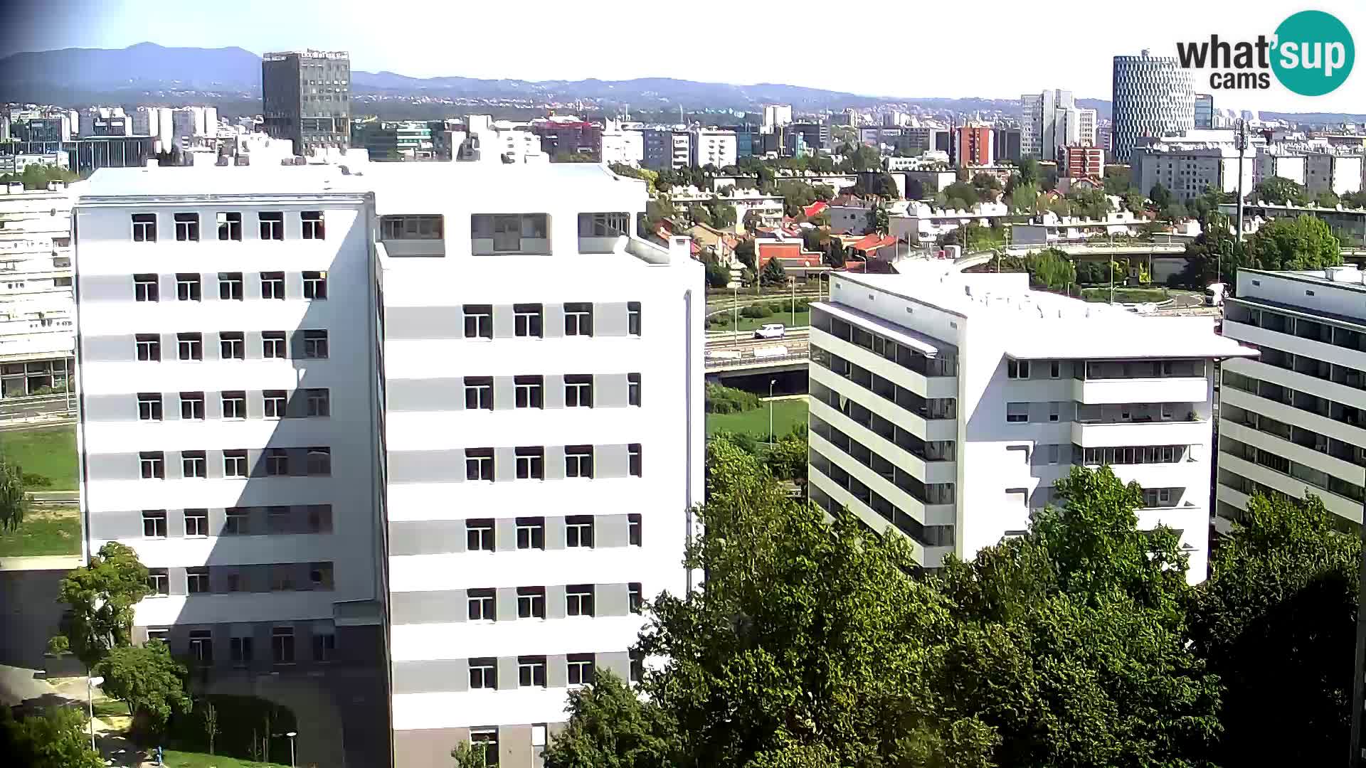 Krožišče Slavonske in Marin Držićeve ulice v Zagrebu v živo