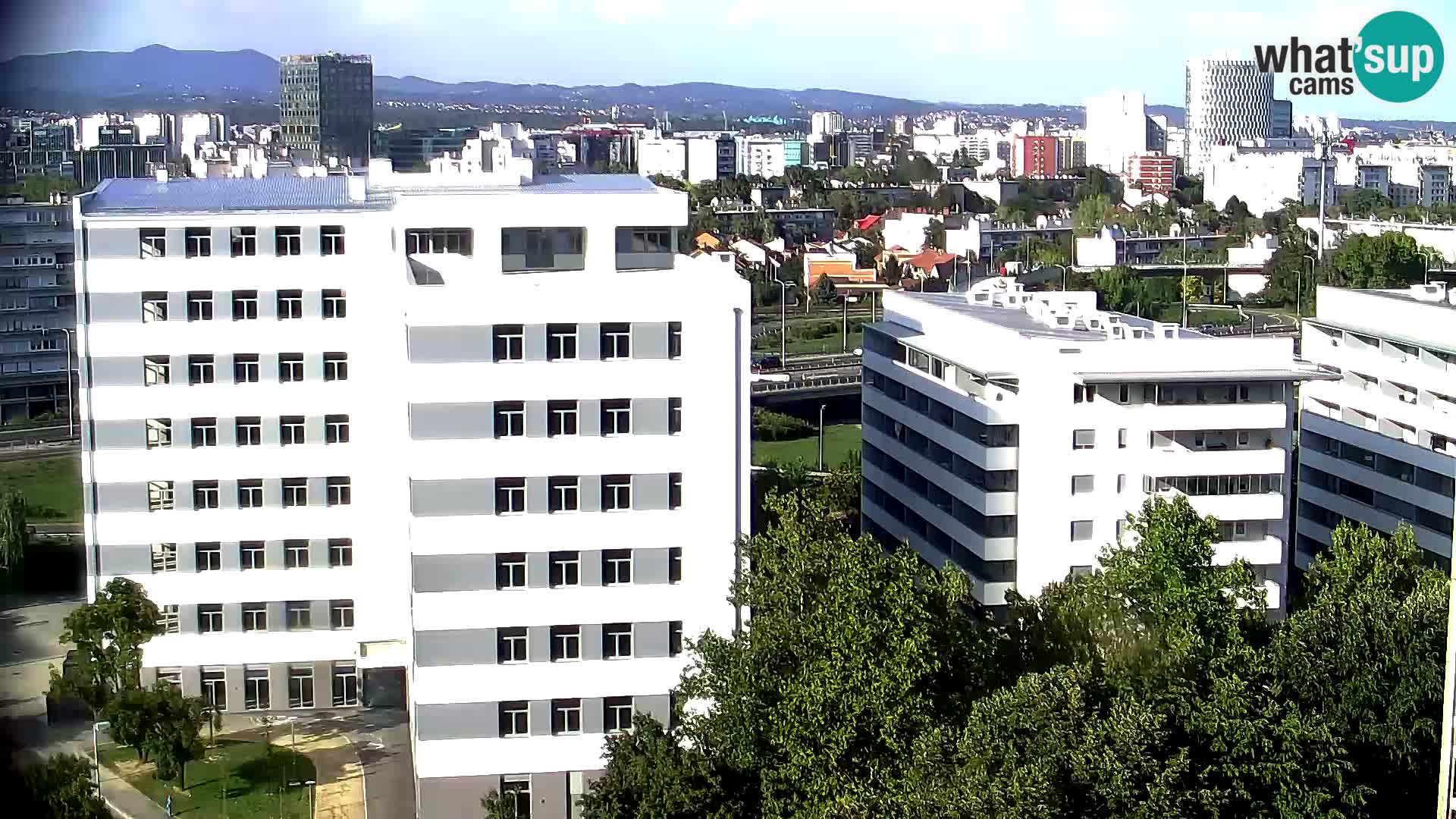 Rotatoria e incrocio viale Slavonska e Marin Držić  – webcam di Zagabria