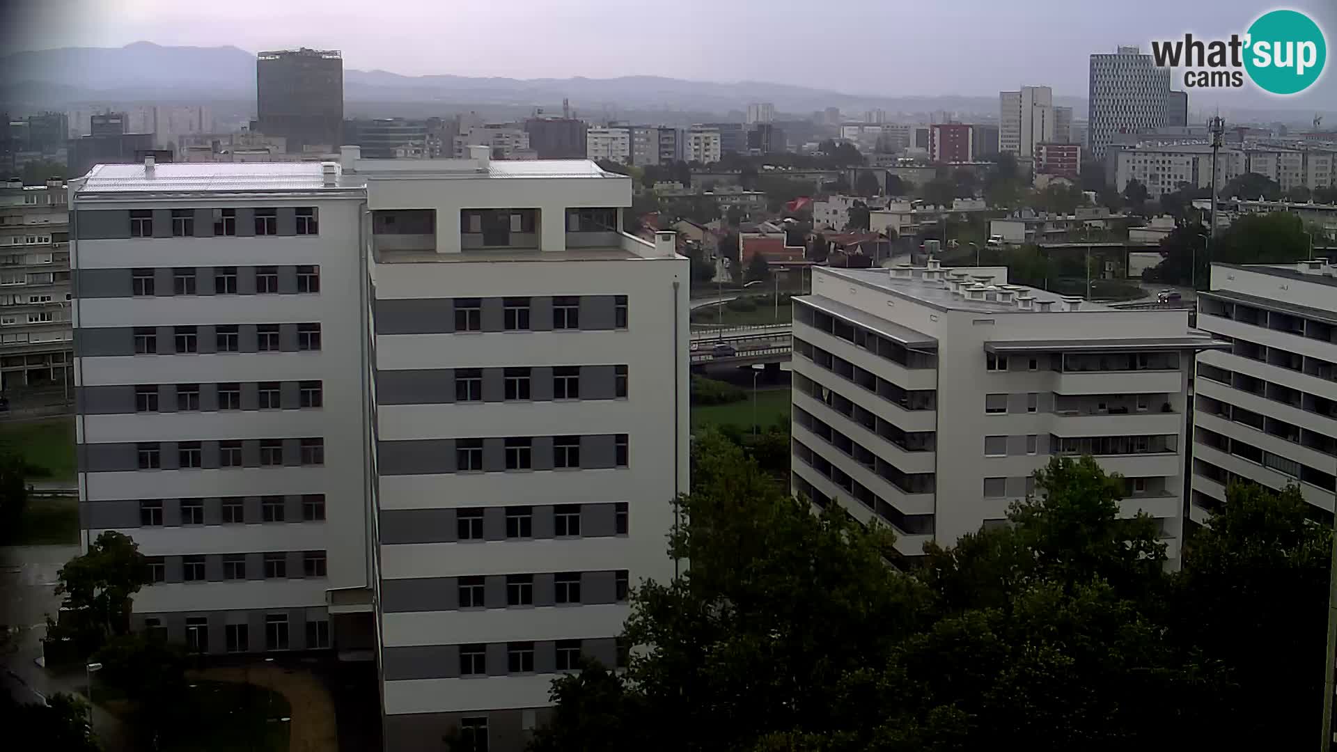 Krožišče Slavonske in Marin Držićeve ulice v Zagrebu v živo