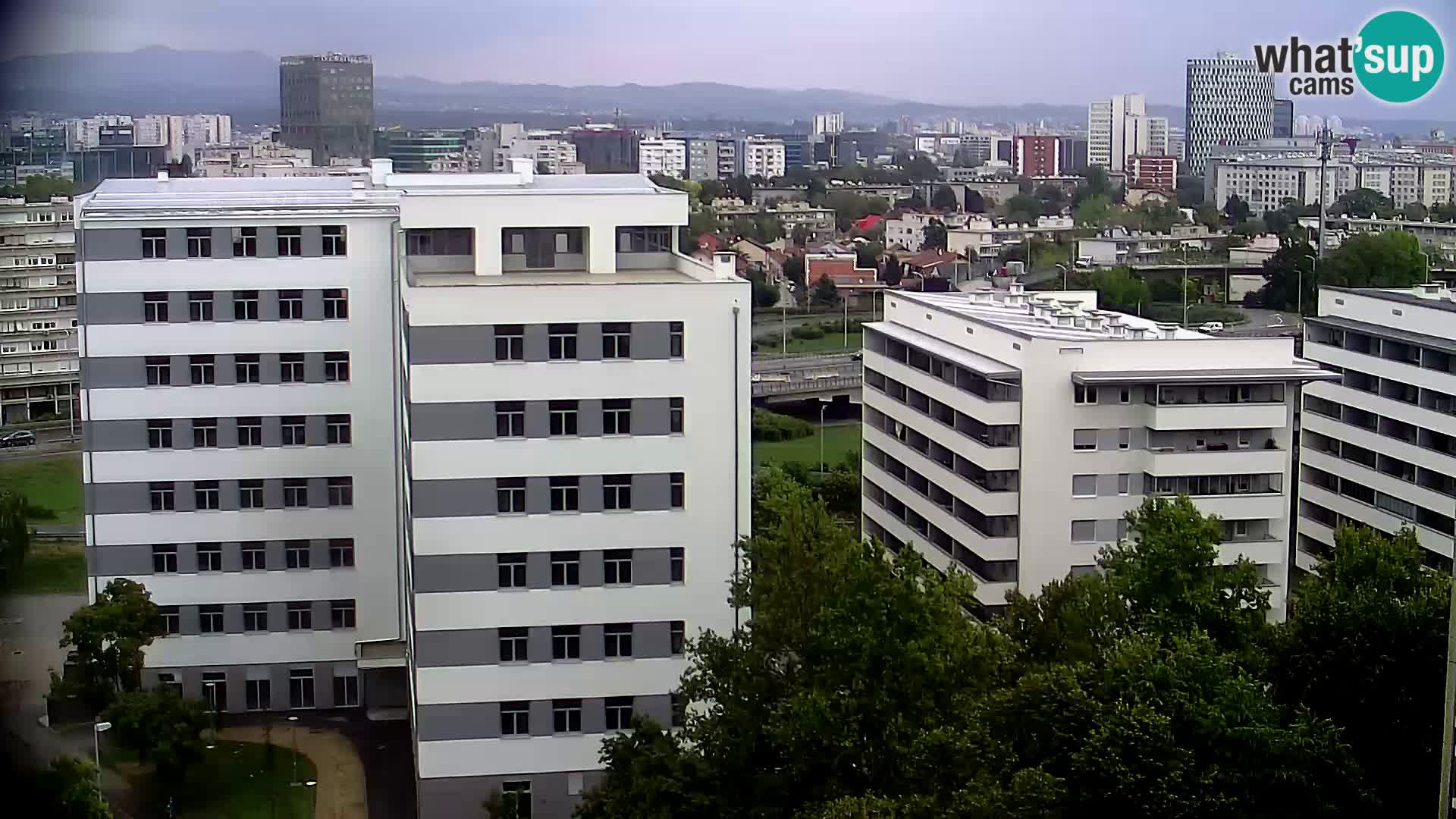Rotatoria e incrocio viale Slavonska e Marin Držić  – webcam di Zagabria