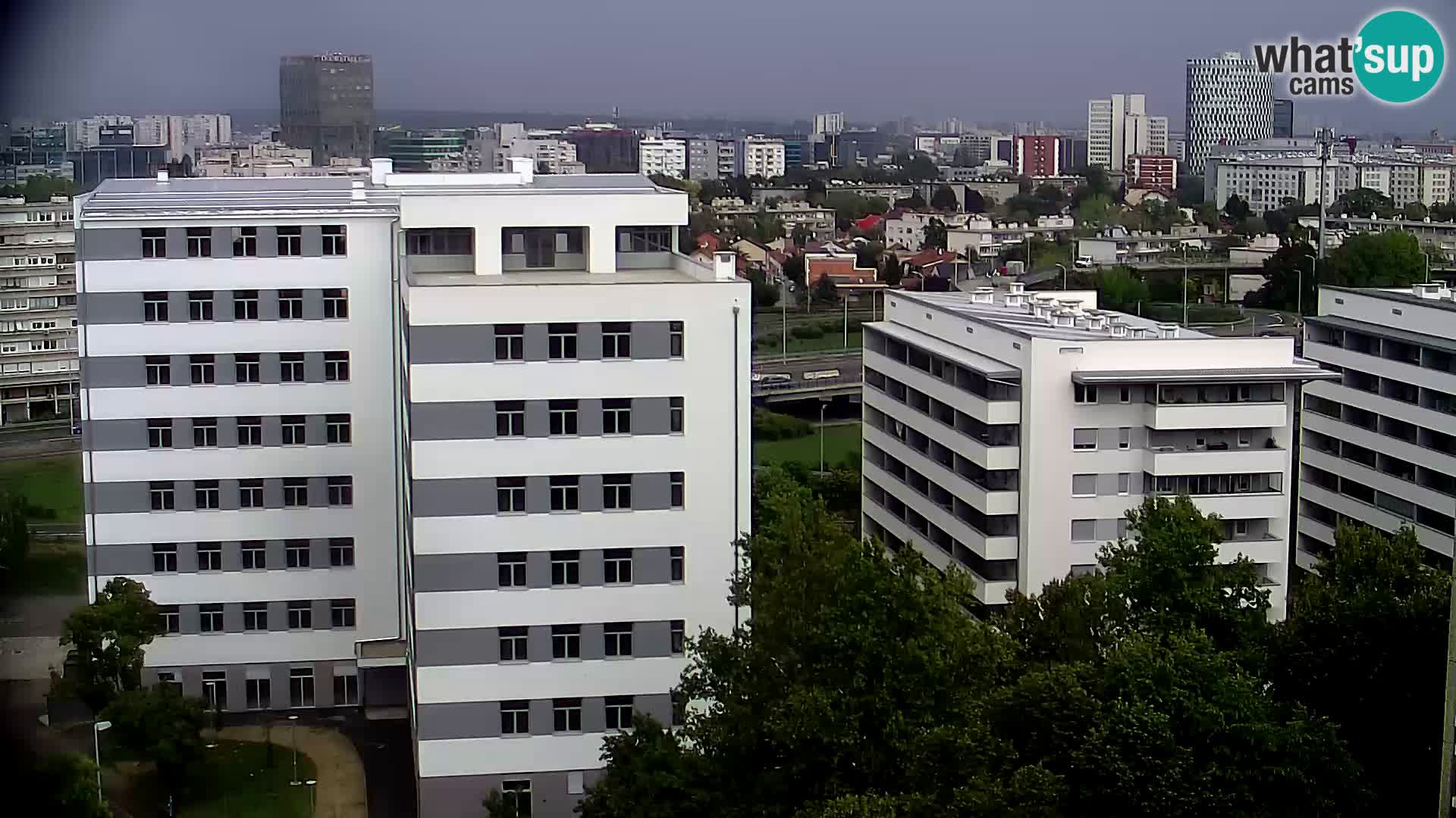 Krožišče Slavonske in Marin Držićeve ulice v Zagrebu v živo