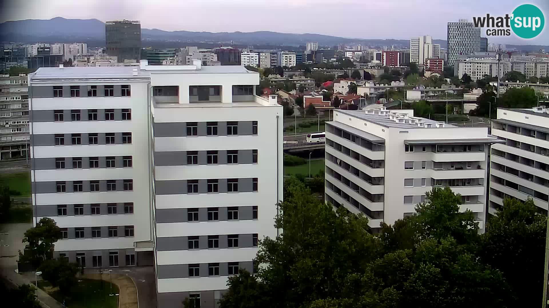 Live Interchange of Slavonska Avenue and Marin Držić Avenue in Zagreb webcam