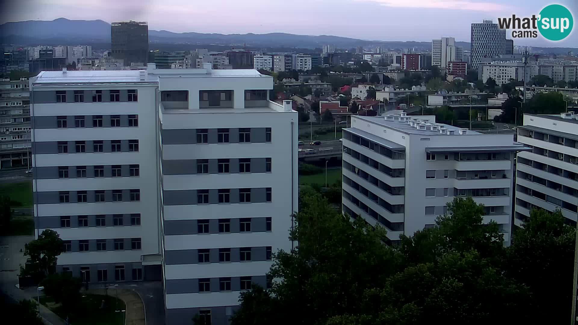 Rotatoria e incrocio viale Slavonska e Marin Držić  – webcam di Zagabria