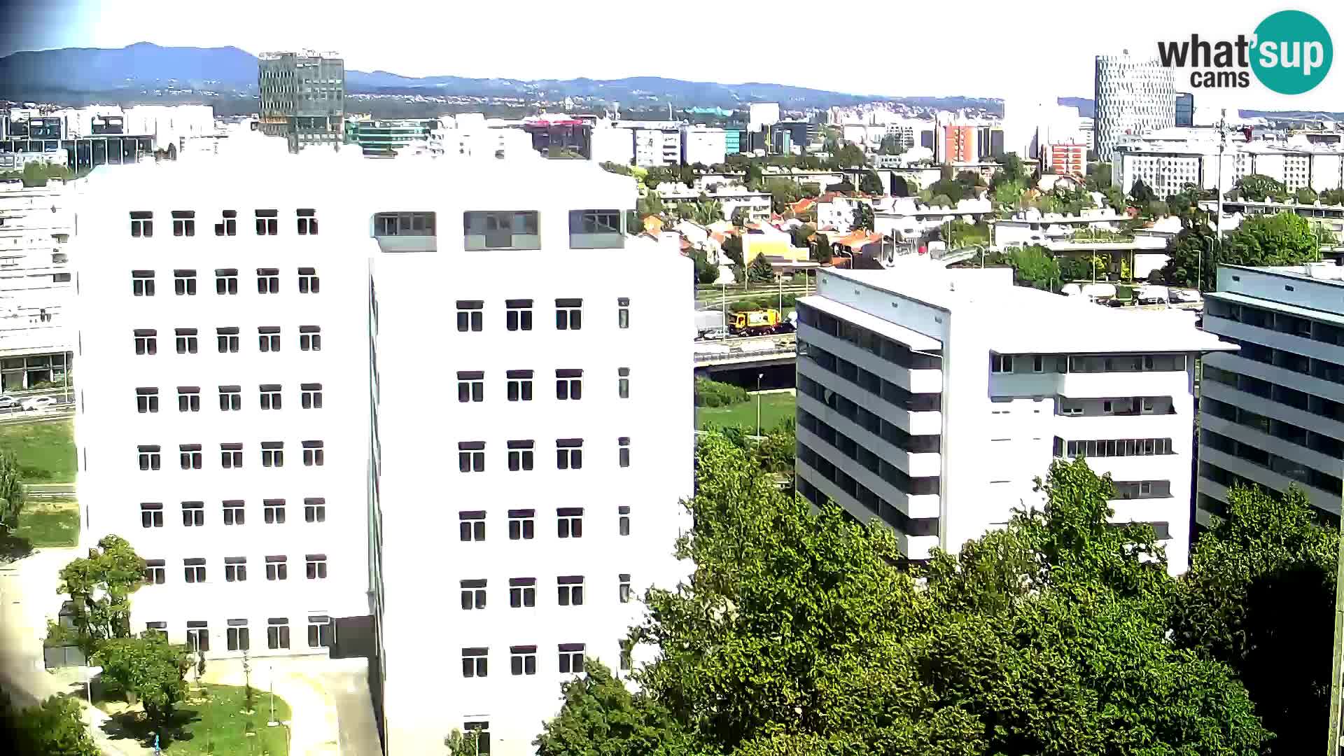 Rond-point en direct traversant les avenues Slavonska et Marin Držić à Zagreb webcam