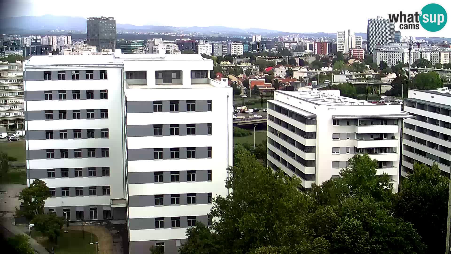 Live Interchange of Slavonska Avenue and Marin Držić Avenue in Zagreb webcam