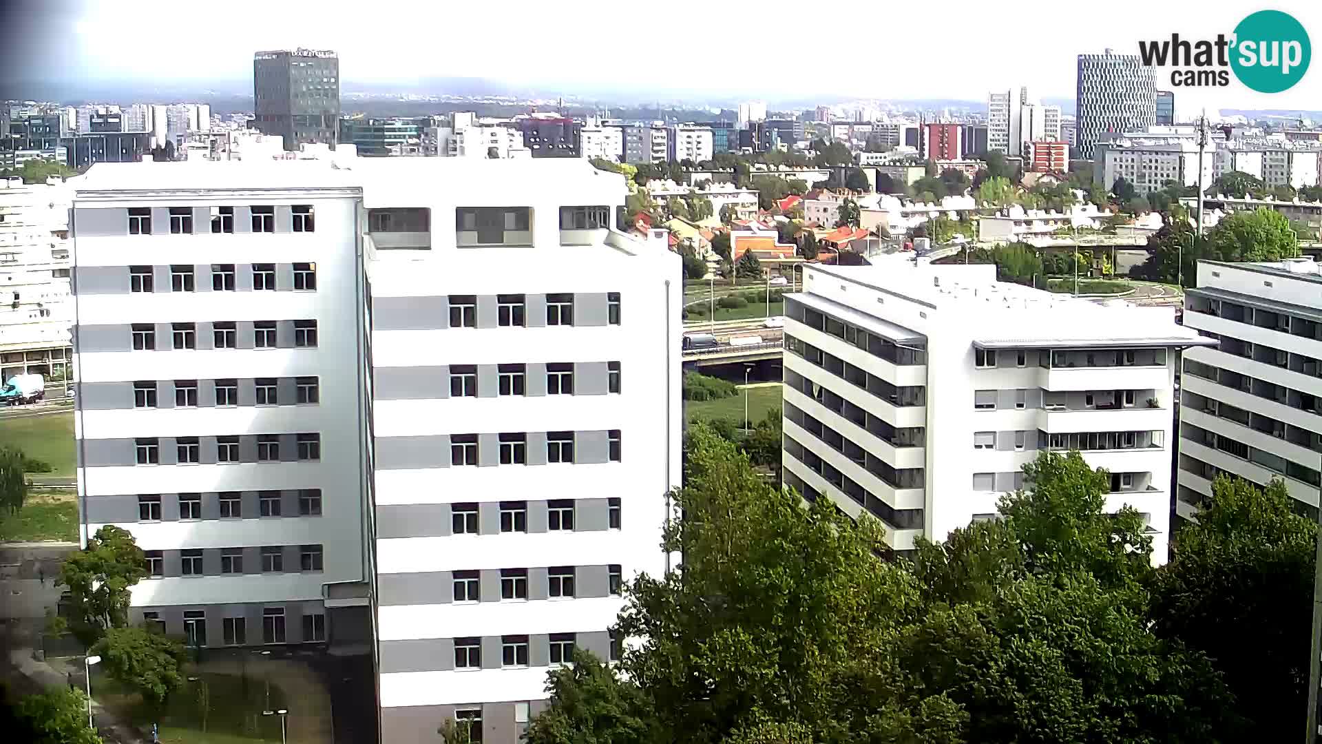 Live-Kreisverkehr Slavonska und Marin Držić Avenue zur Zagreb Webcam