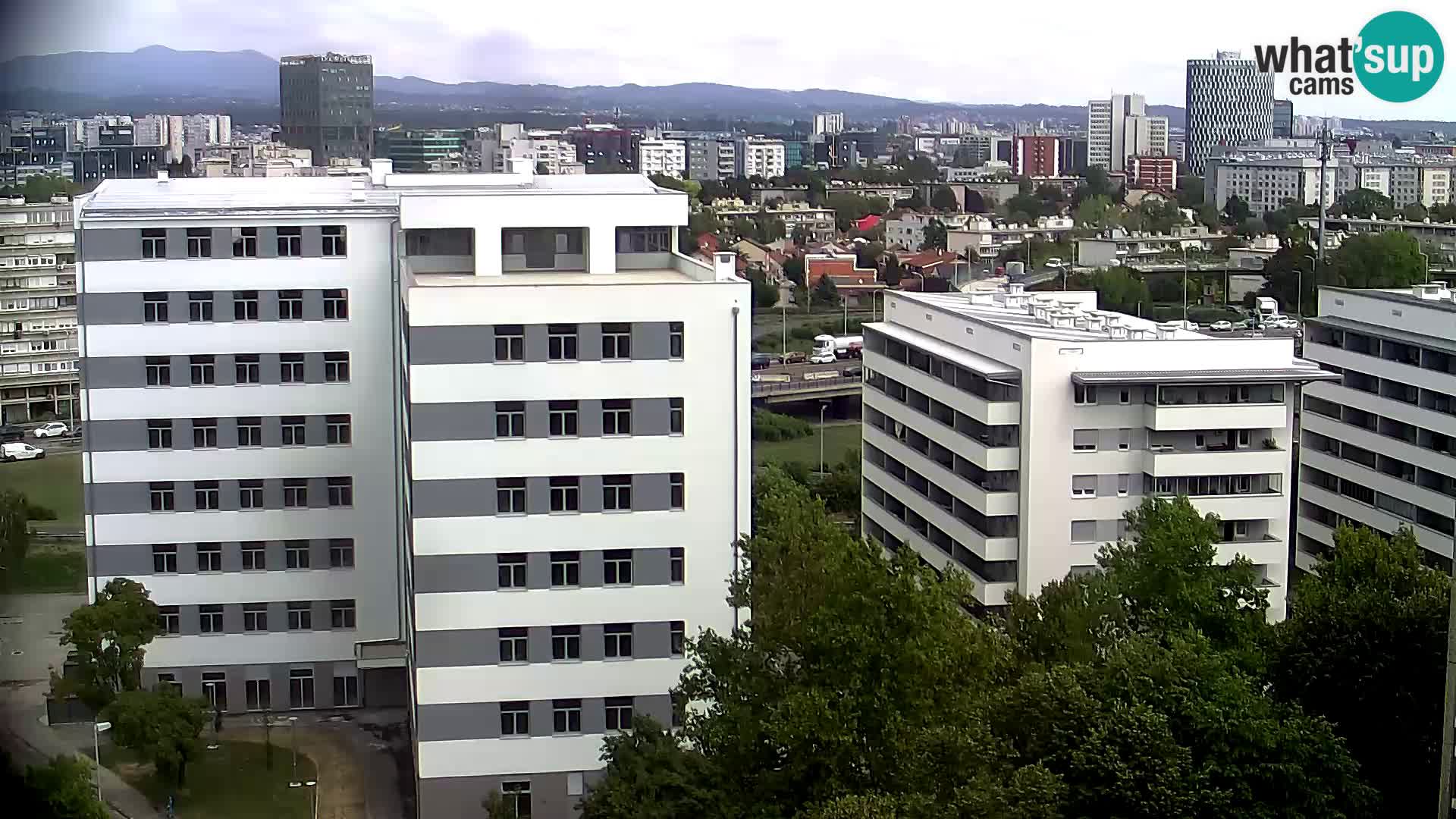 Krožišče Slavonske in Marin Držićeve ulice v Zagrebu v živo