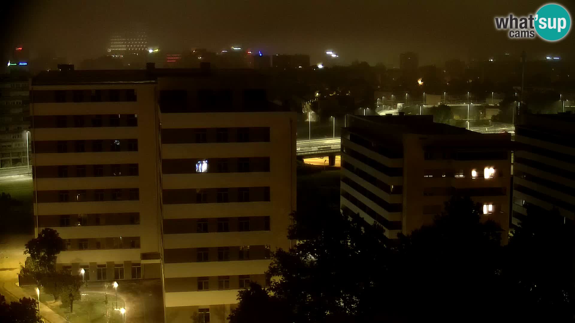 Krožišče Slavonske in Marin Držićeve ulice v Zagrebu v živo