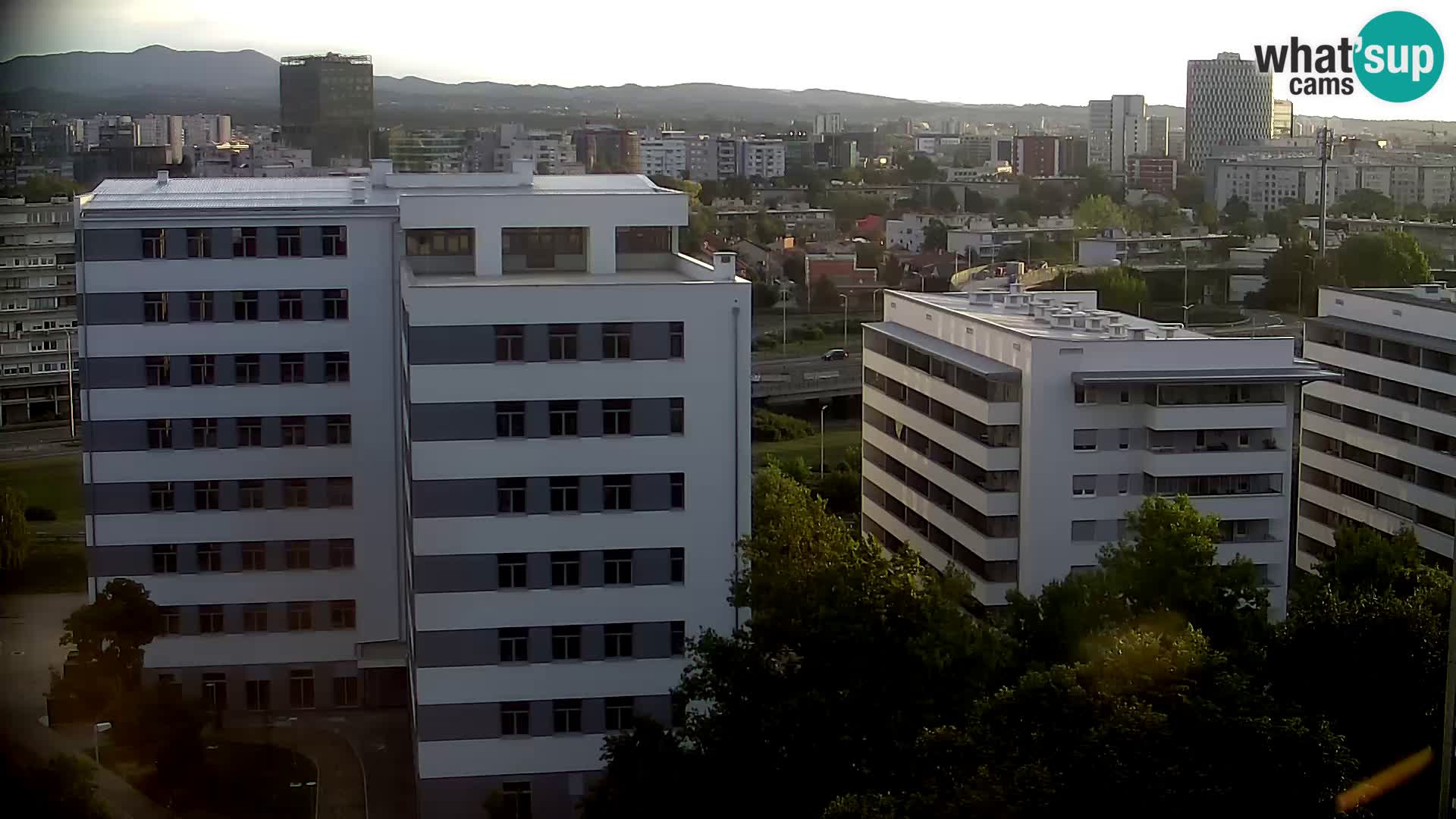 Krožišče Slavonske in Marin Držićeve ulice v Zagrebu v živo