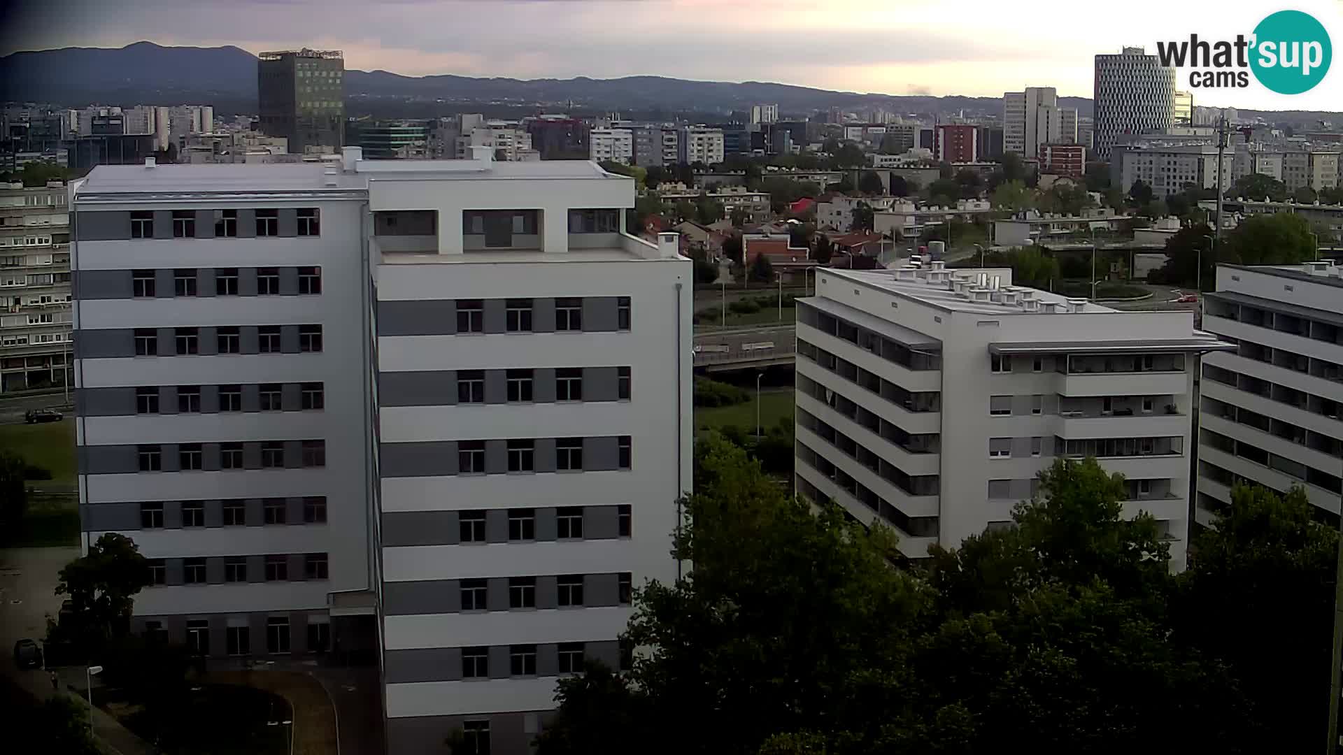 Rotatoria e incrocio viale Slavonska e Marin Držić  – webcam di Zagabria