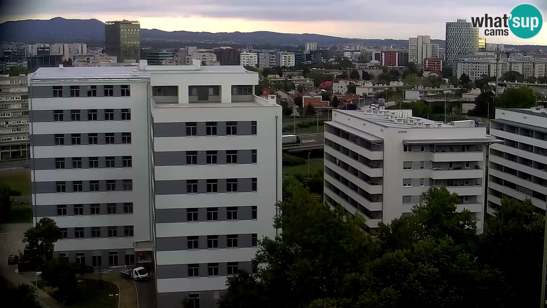 Rotatoria e incrocio viale Slavonska e Marin Držić  – webcam di Zagabria