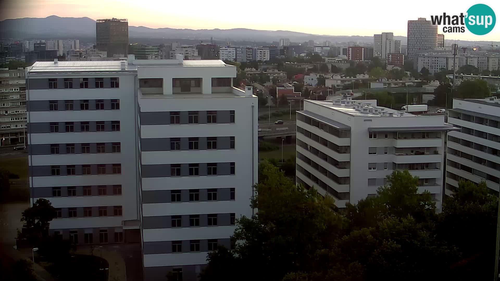 Rotatoria e incrocio viale Slavonska e Marin Držić  – webcam di Zagabria