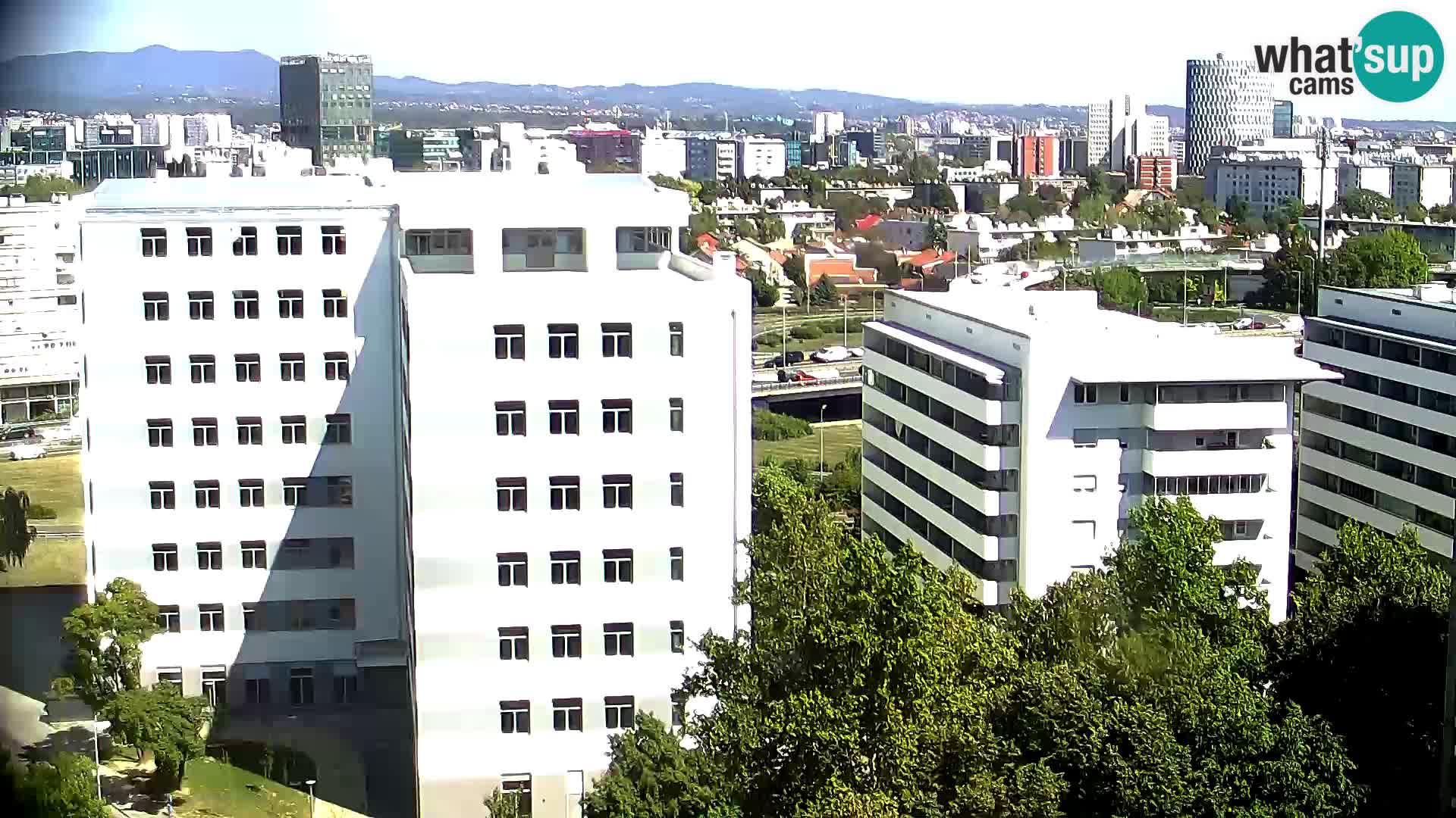 Krožišče Slavonske in Marin Držićeve ulice v Zagrebu v živo