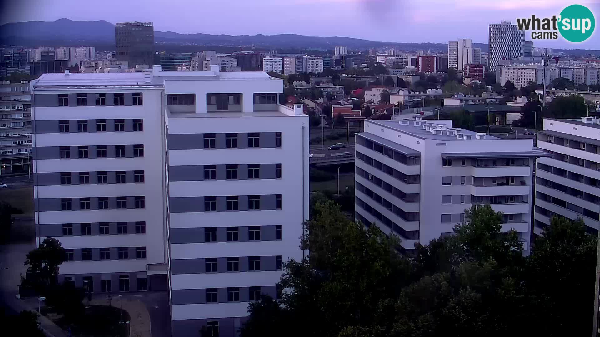 Live Interchange of Slavonska Avenue and Marin Držić Avenue in Zagreb webcam