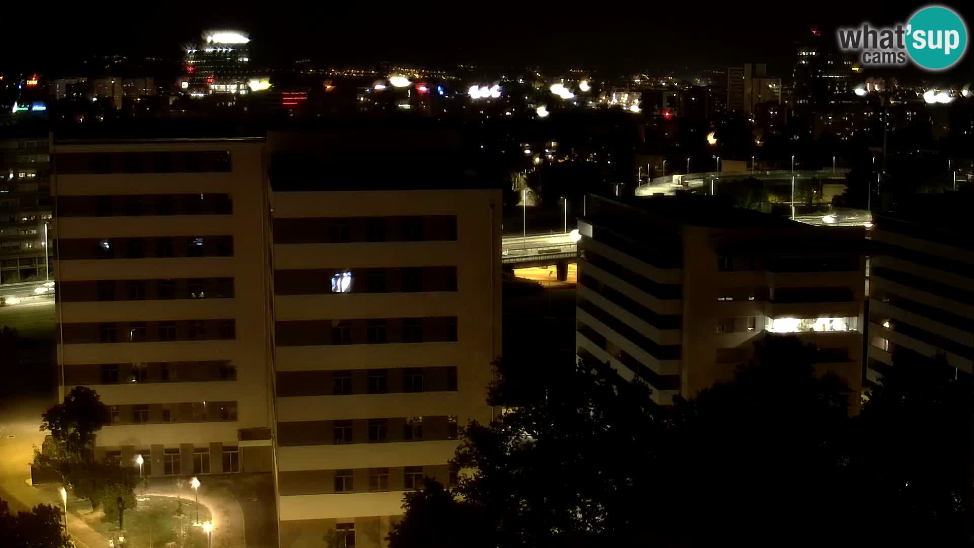 Live-Kreisverkehr Slavonska und Marin Držić Avenue zur Zagreb Webcam