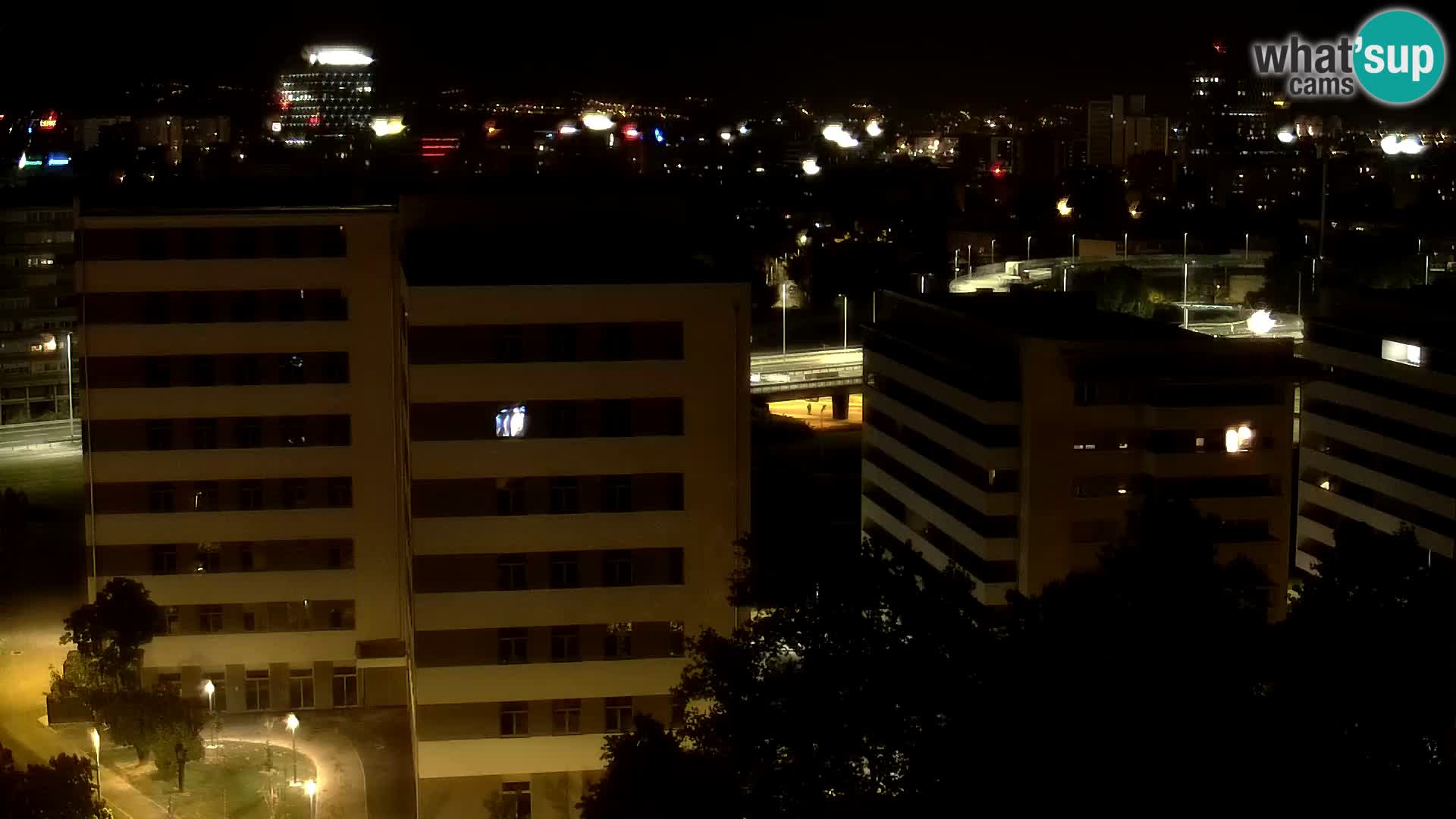 Krožišče Slavonske in Marin Držićeve ulice v Zagrebu v živo