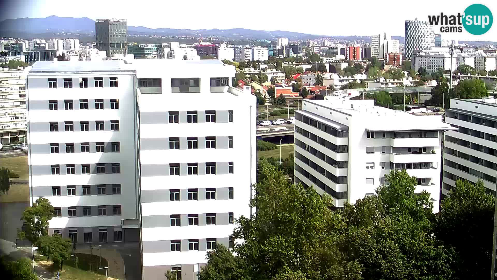 Krožišče Slavonske in Marin Držićeve ulice v Zagrebu v živo