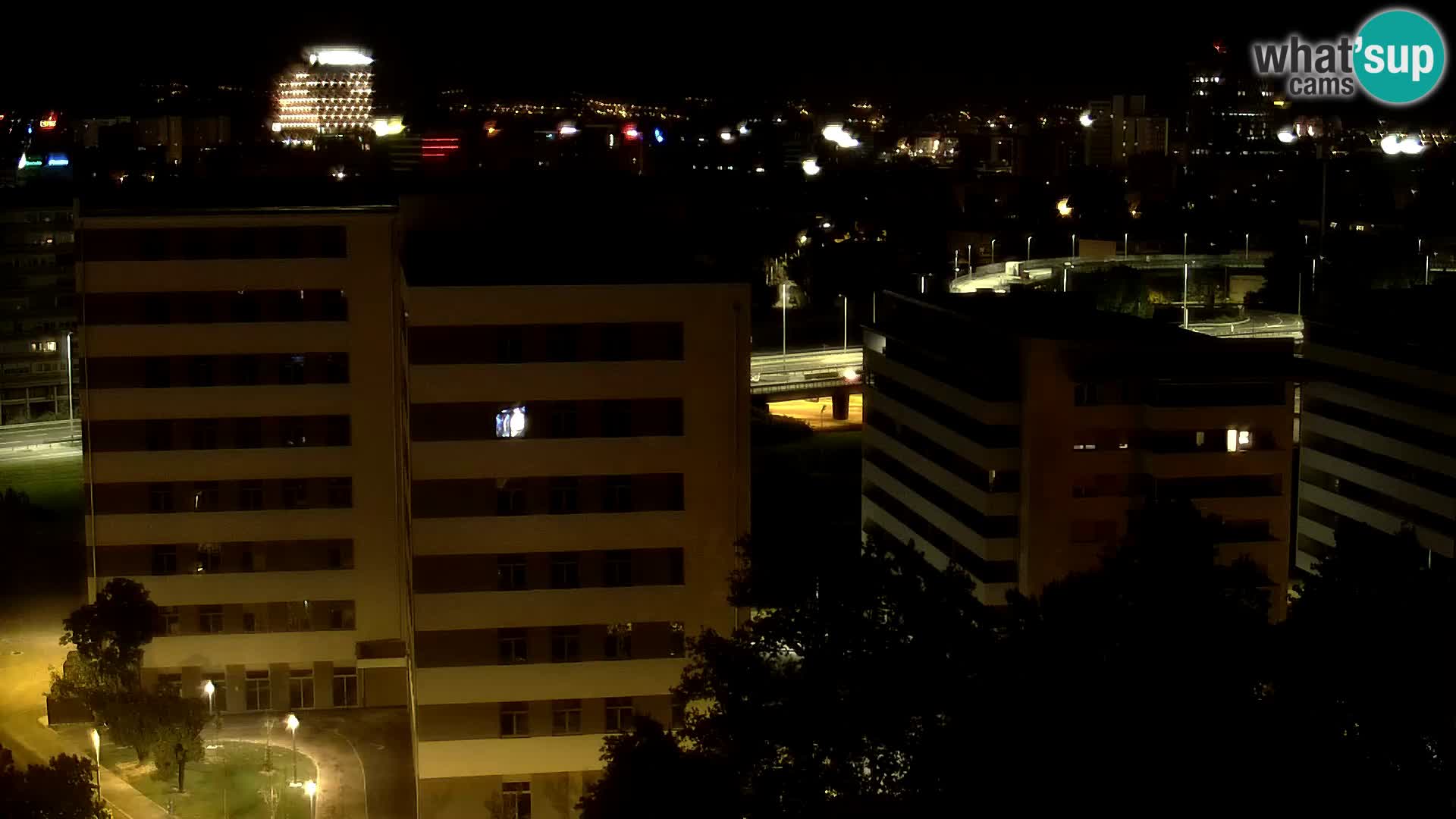 Live-Kreisverkehr Slavonska und Marin Držić Avenue zur Zagreb Webcam
