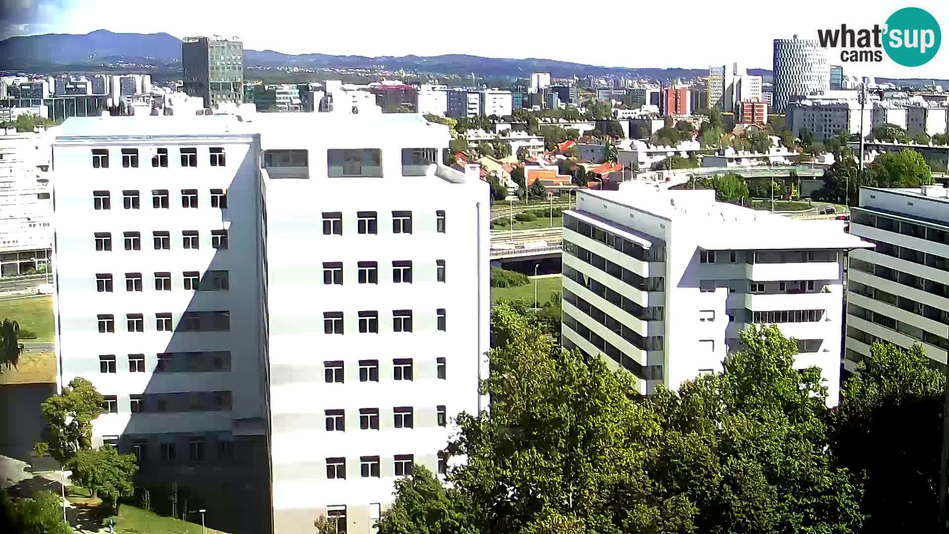 Rotatoria e incrocio viale Slavonska e Marin Držić  – webcam di Zagabria