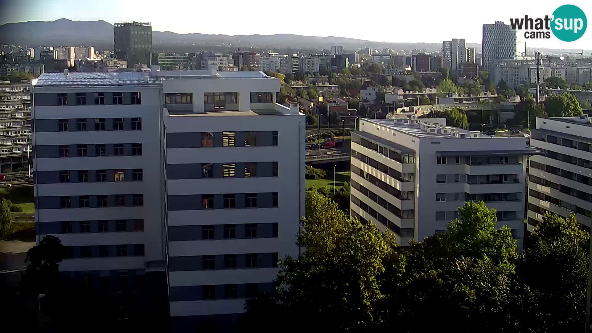 Live Interchange of Slavonska Avenue and Marin Držić Avenue in Zagreb webcam